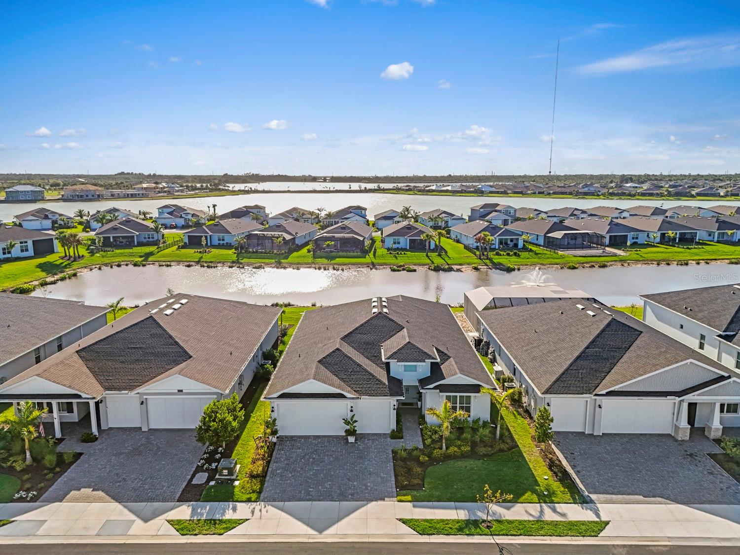WATERVIEW LANDING - Residential