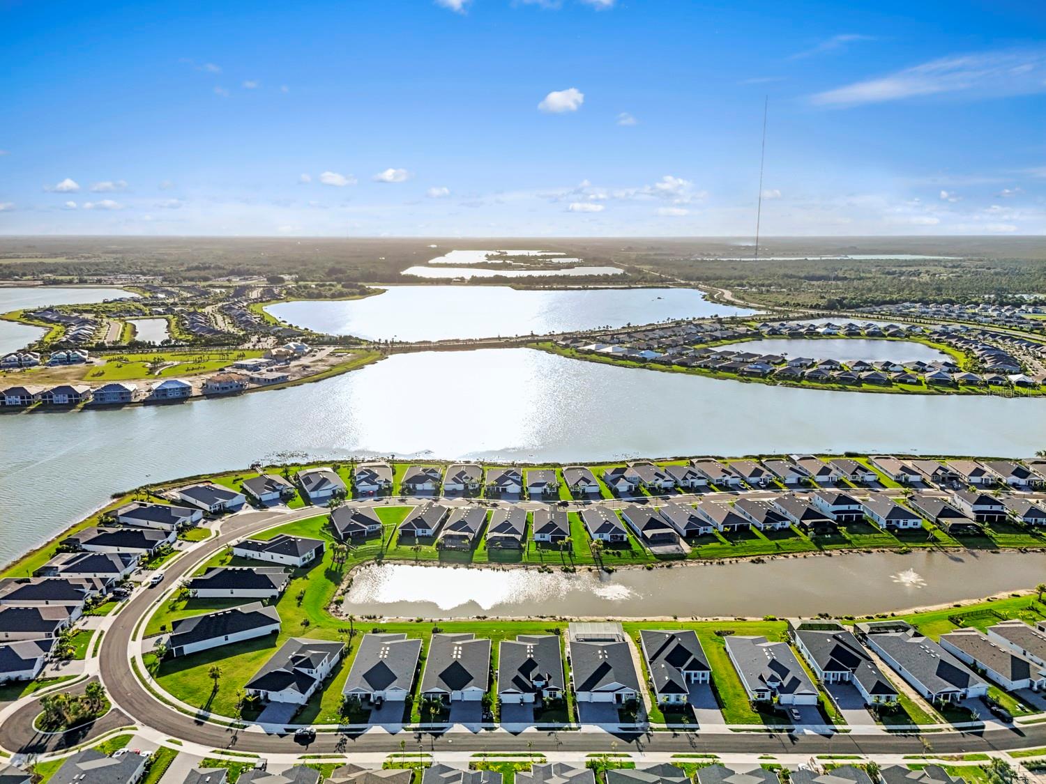 WATERVIEW LANDING - Residential