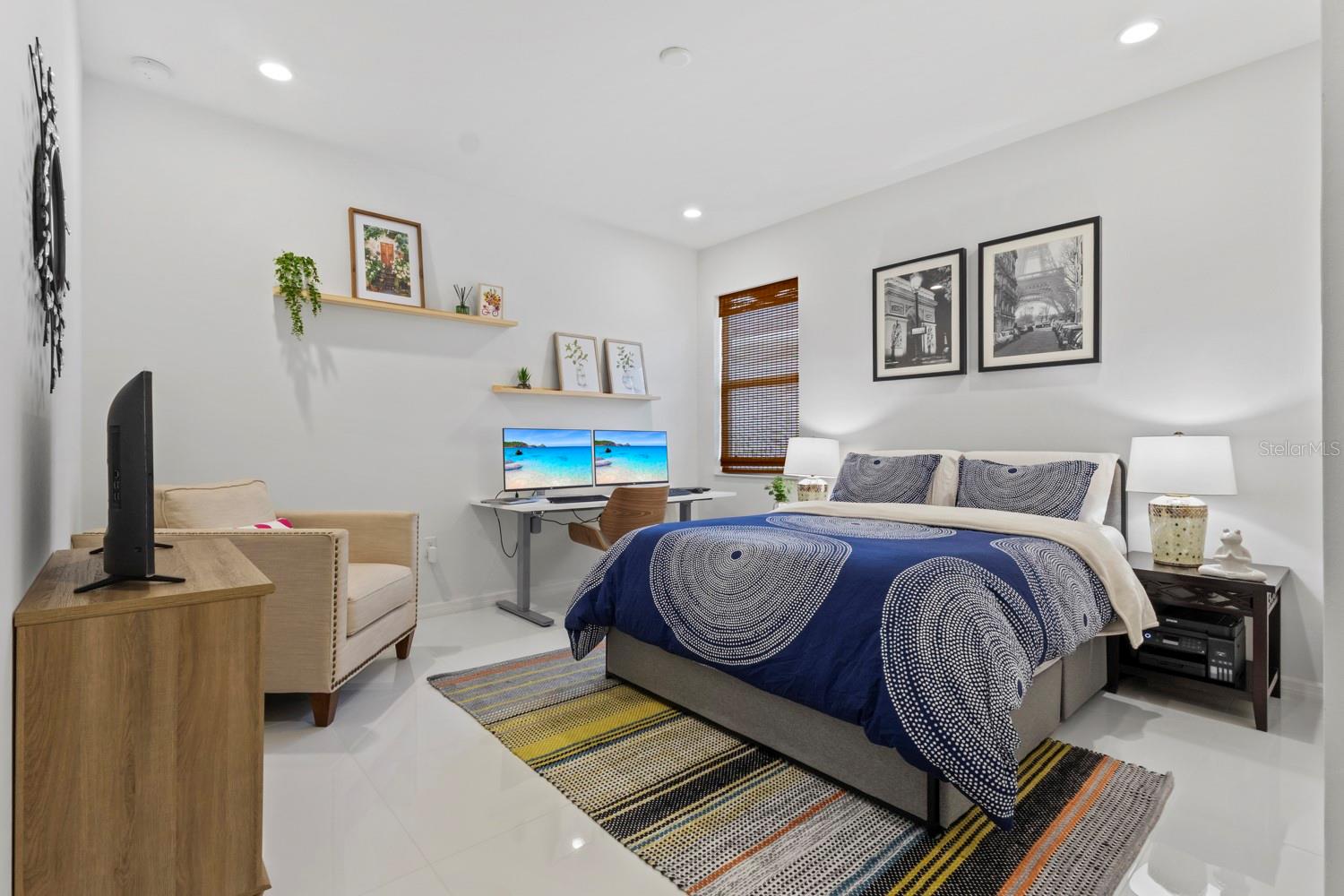WATERVIEW LANDING - Residential