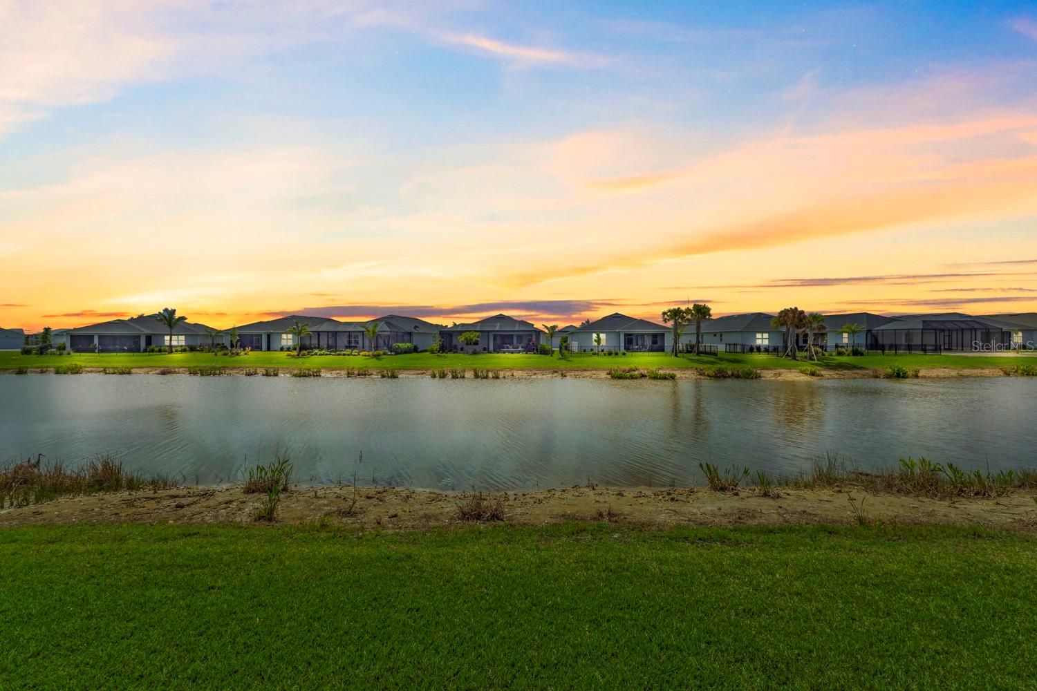 WATERVIEW LANDING - Residential