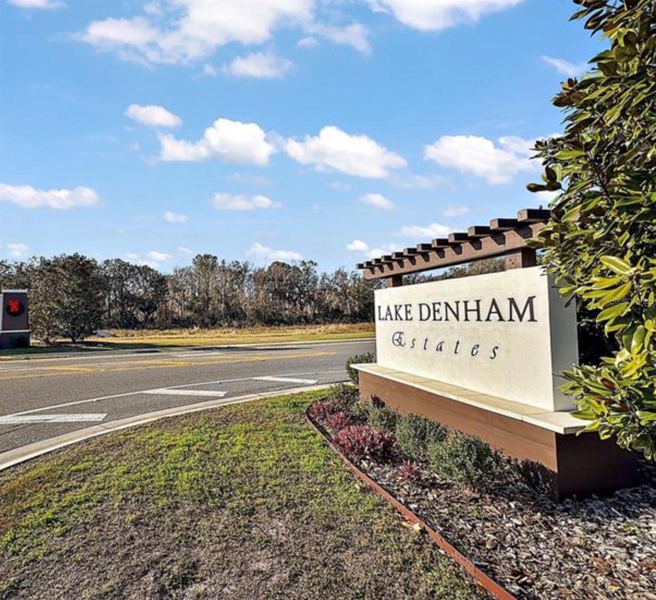 LAKE DENHAM ESTATES - Residential