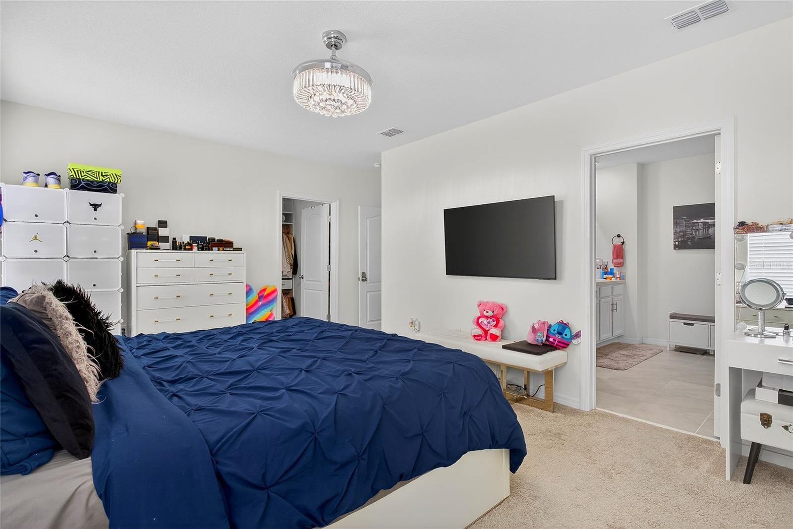 LAKE DENHAM ESTATES - Residential