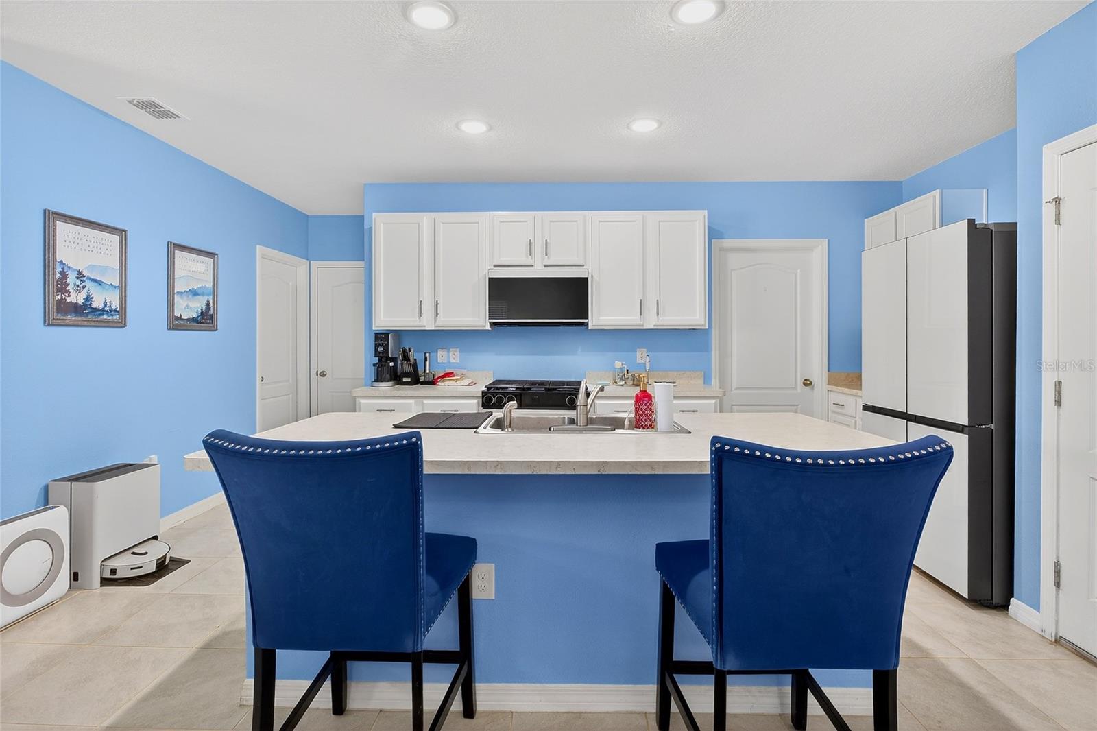 LAKE DENHAM ESTATES - Residential