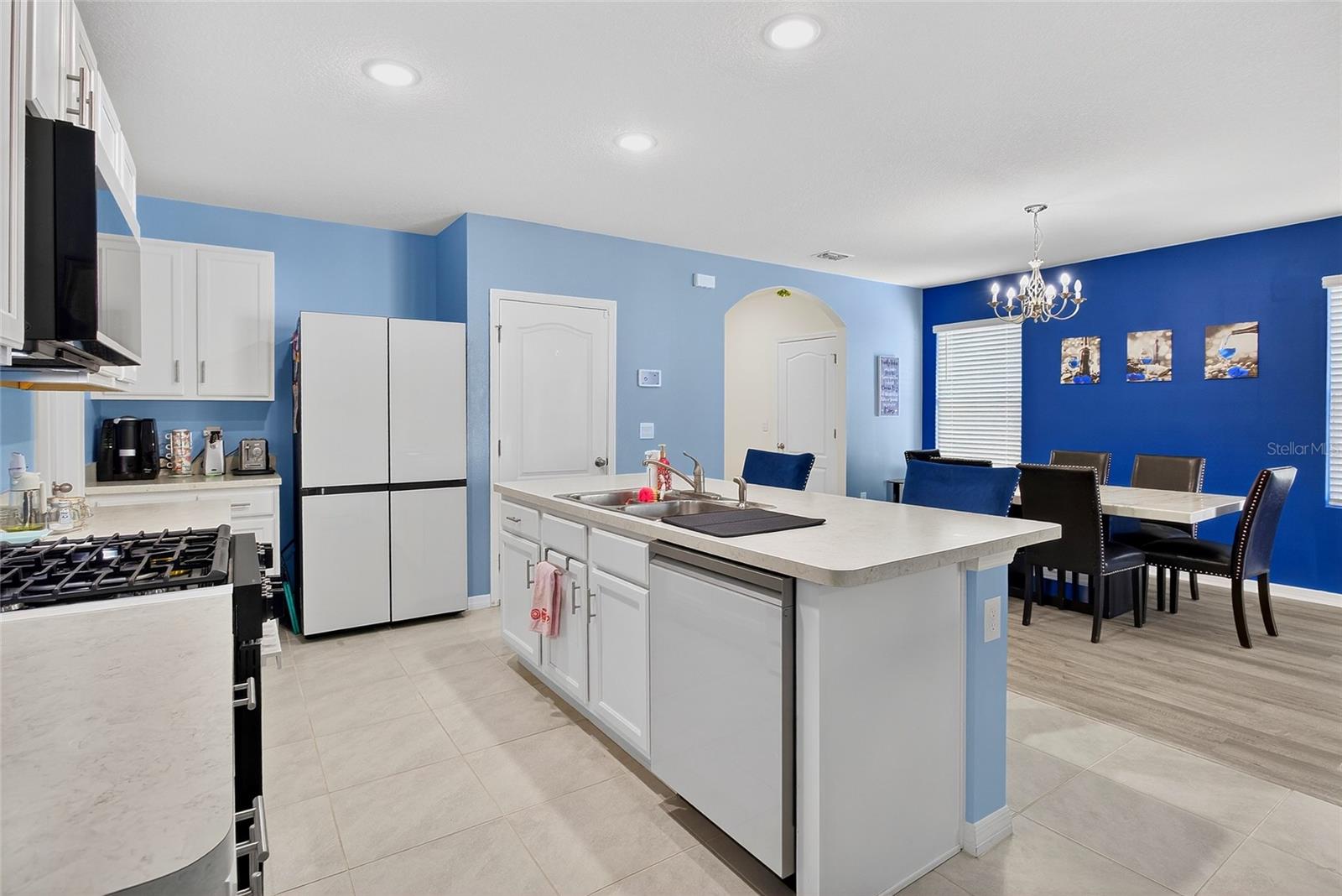 LAKE DENHAM ESTATES - Residential