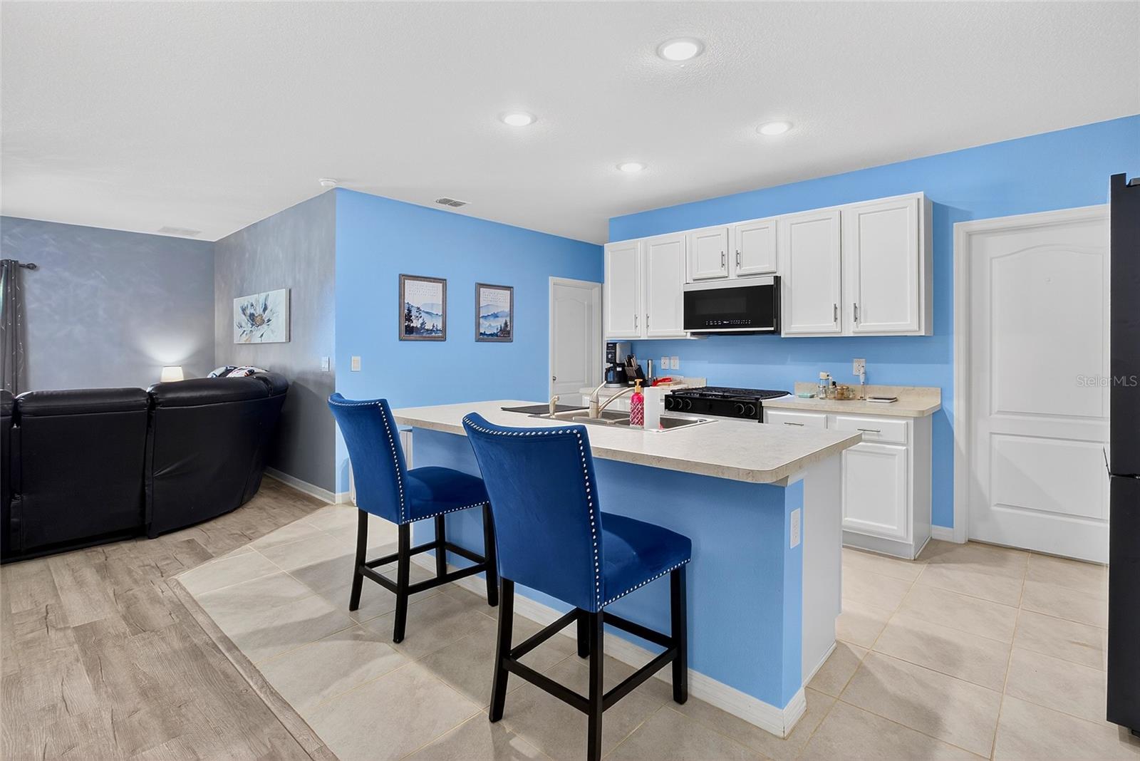 LAKE DENHAM ESTATES - Residential