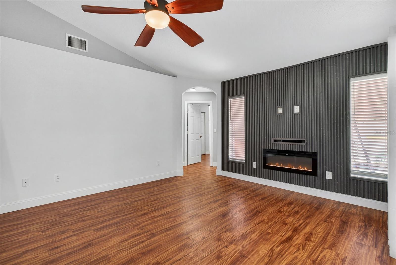 PINE FOREST - Residential