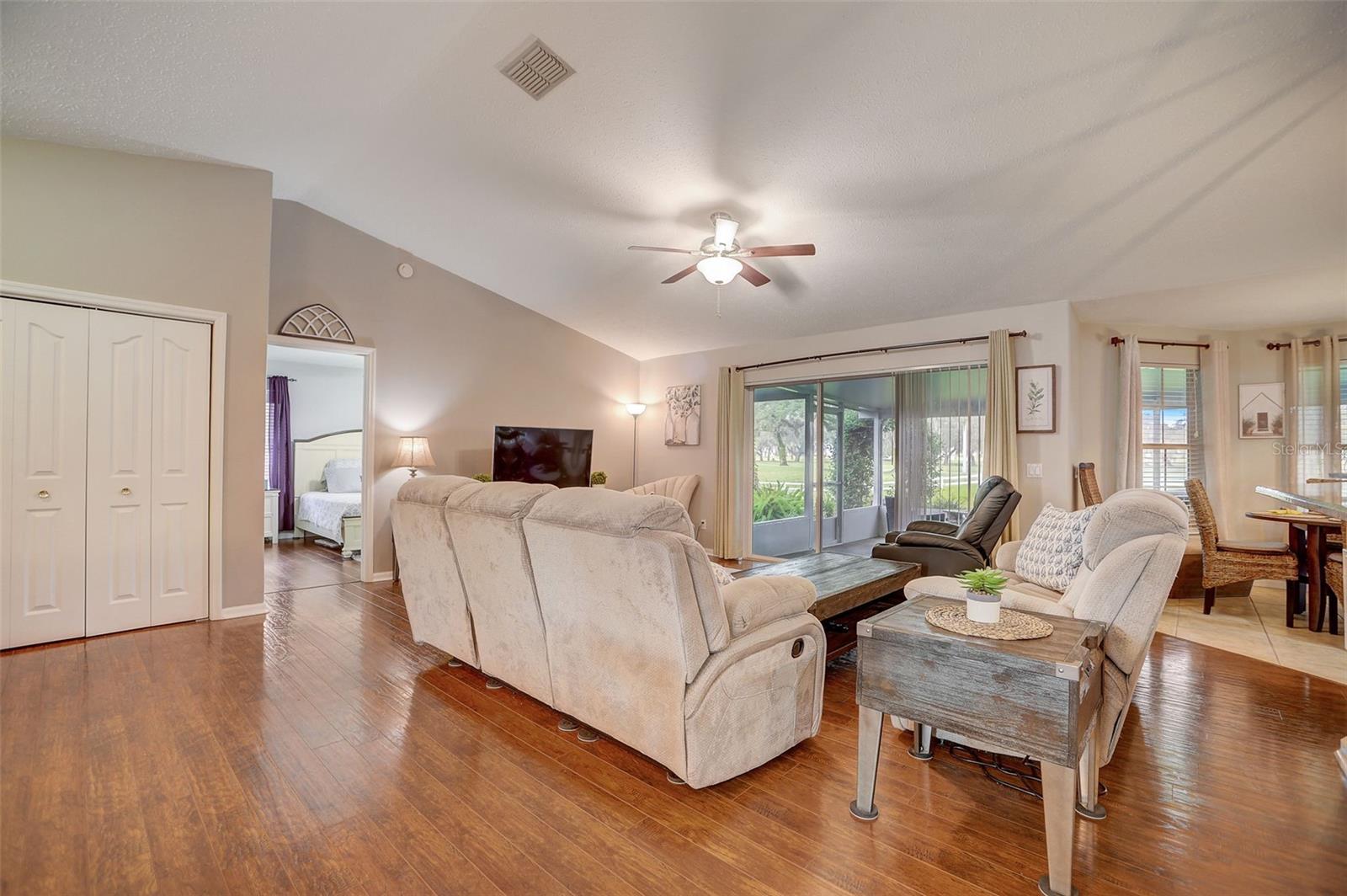 STEPHEN GLEN AT SILVER OAKS PH 03 - Residential