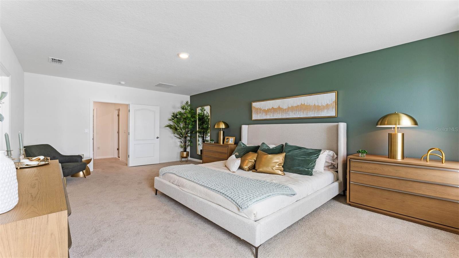 HARMONY WEST - Residential