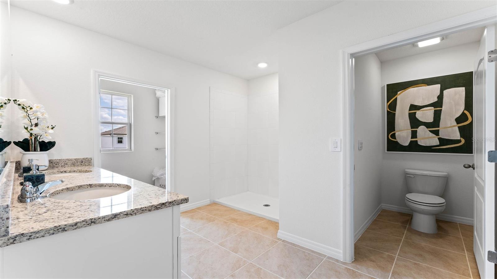 HARMONY WEST - Residential