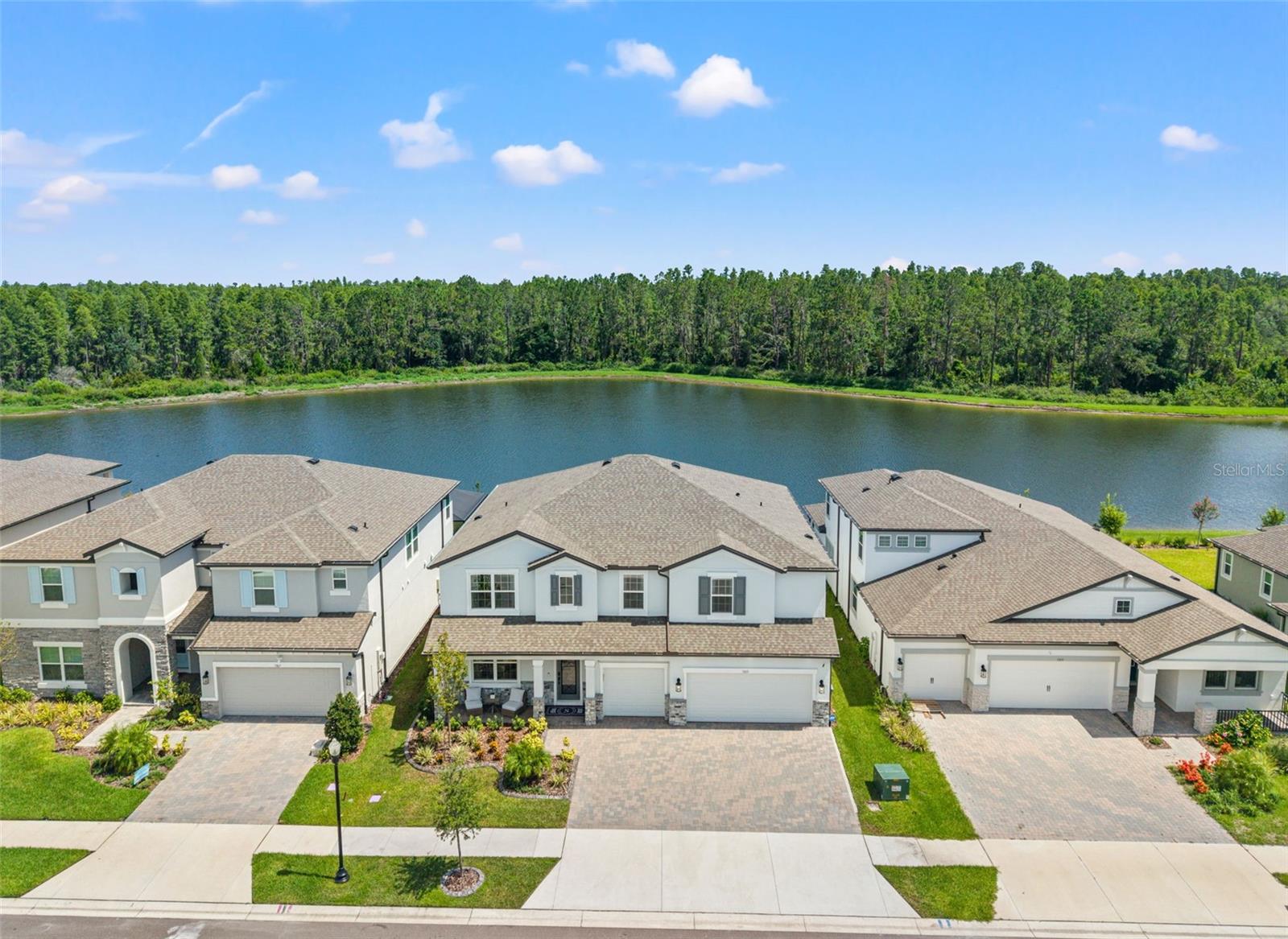 WHISPERING OAKS PRESERVE PHS 2 - Residential