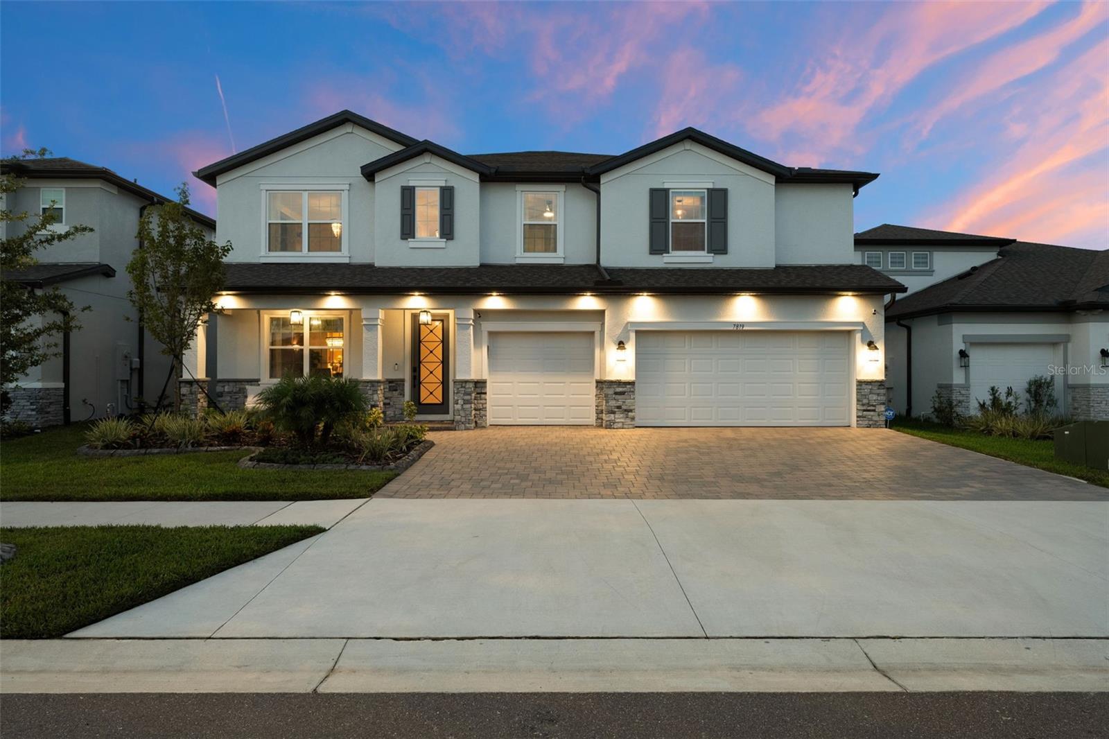 WHISPERING OAKS PRESERVE PHS 2 - Residential