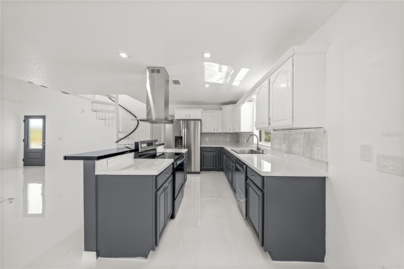 FLORIDA HLNDS - Residential