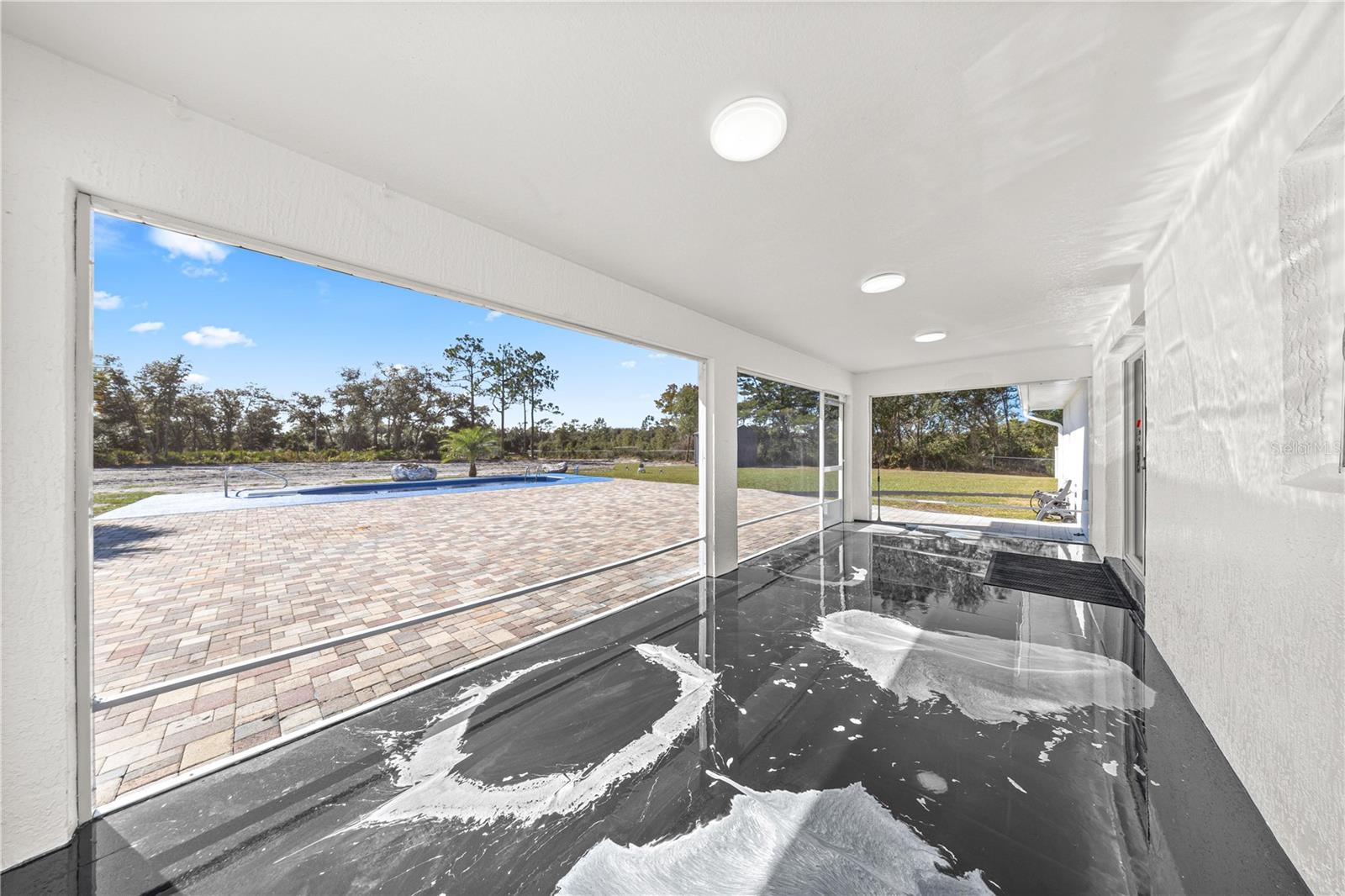 FLORIDA HLNDS - Residential