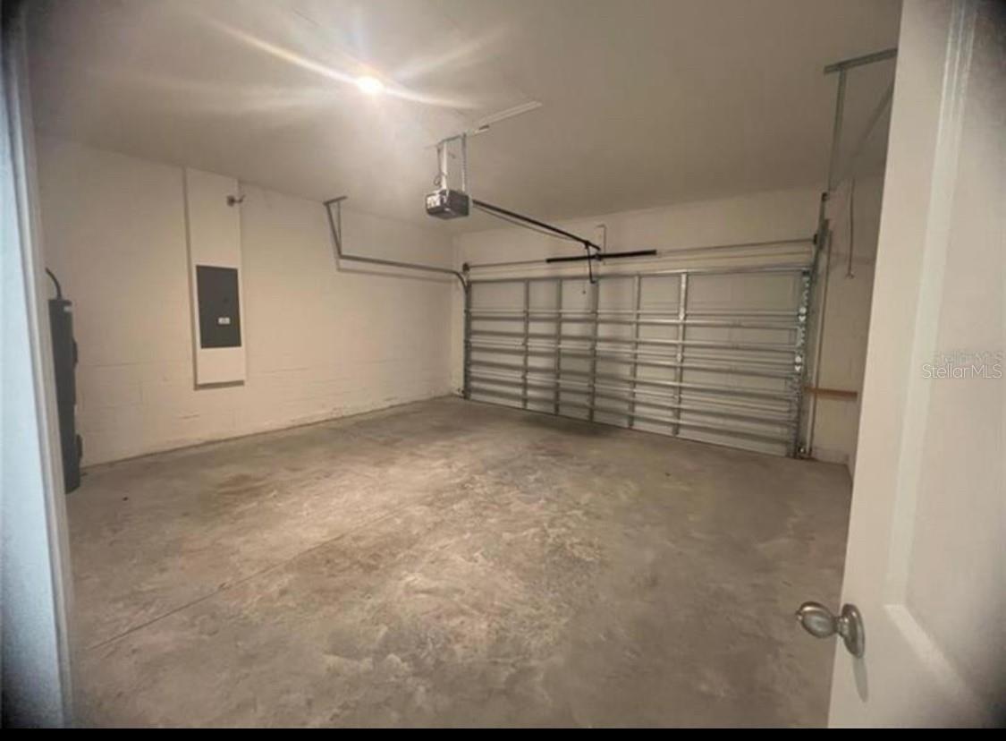 CITRUS SPGS UNIT 01 - Residential Lease