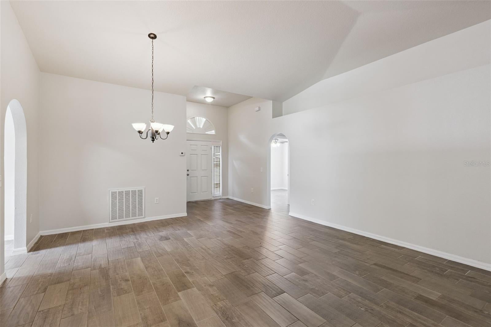 1906 CORNER GLEN DRIVE