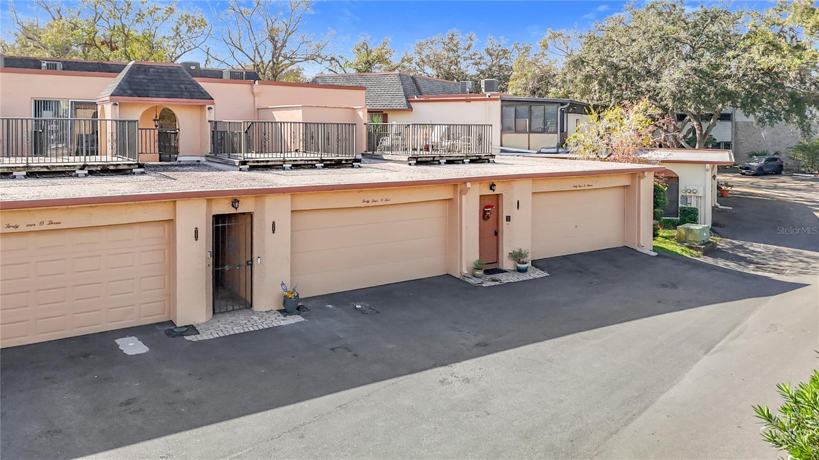 4405 VIEUX CARRE CIRCLE 4405