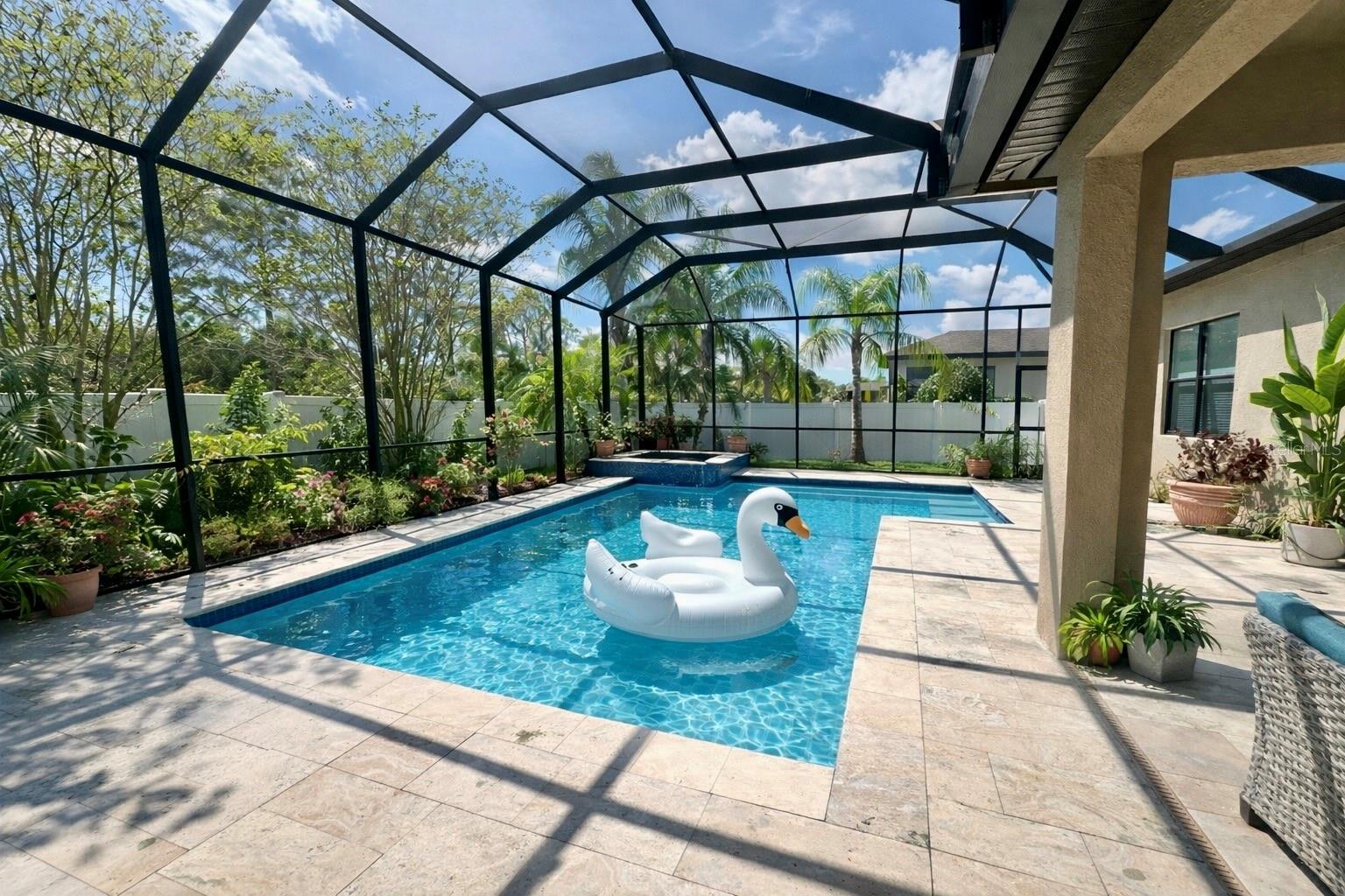 2515 SHERMAN OAK DRIVE