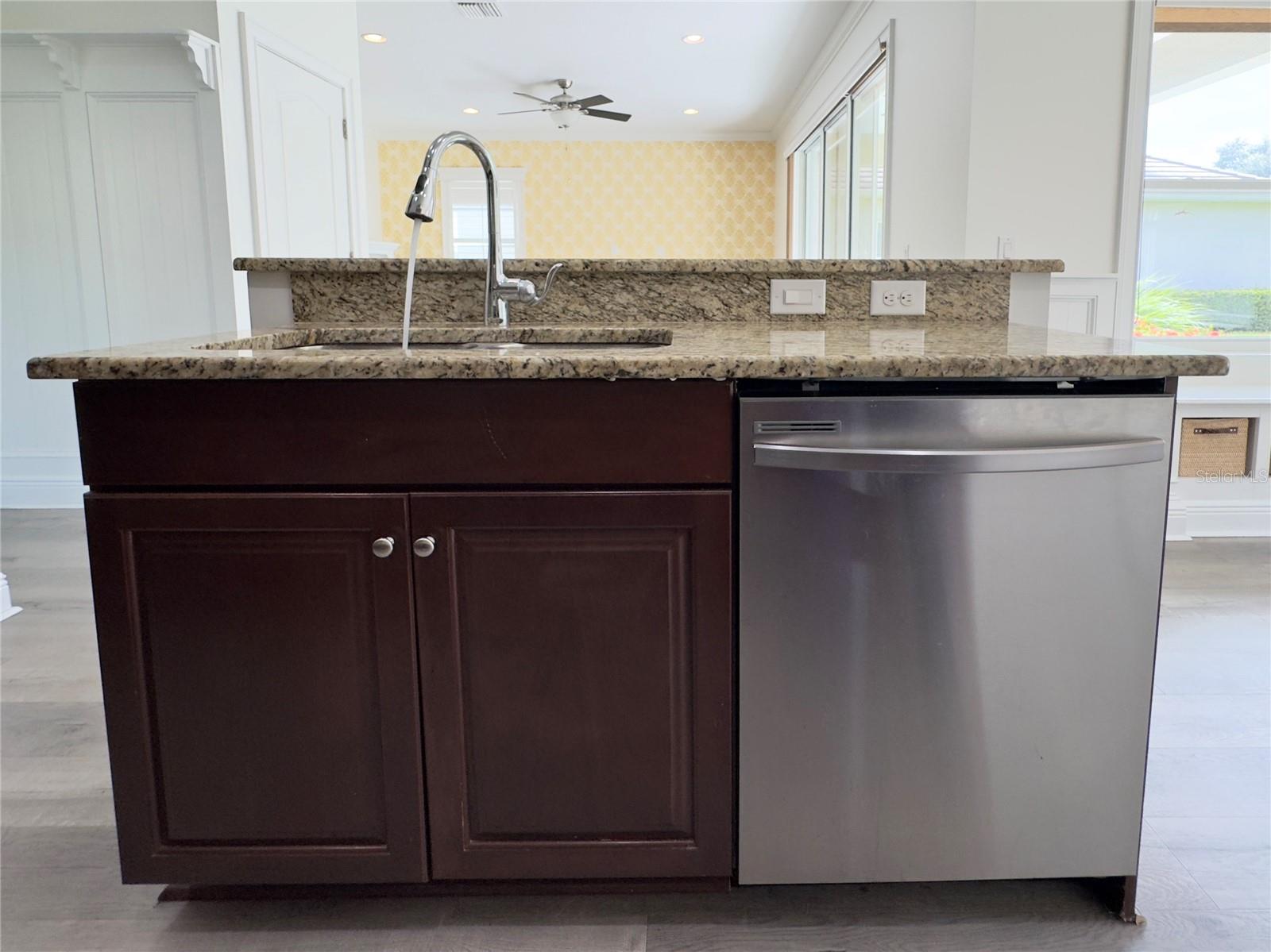 GRAND PALM PH 1A - Residential Lease