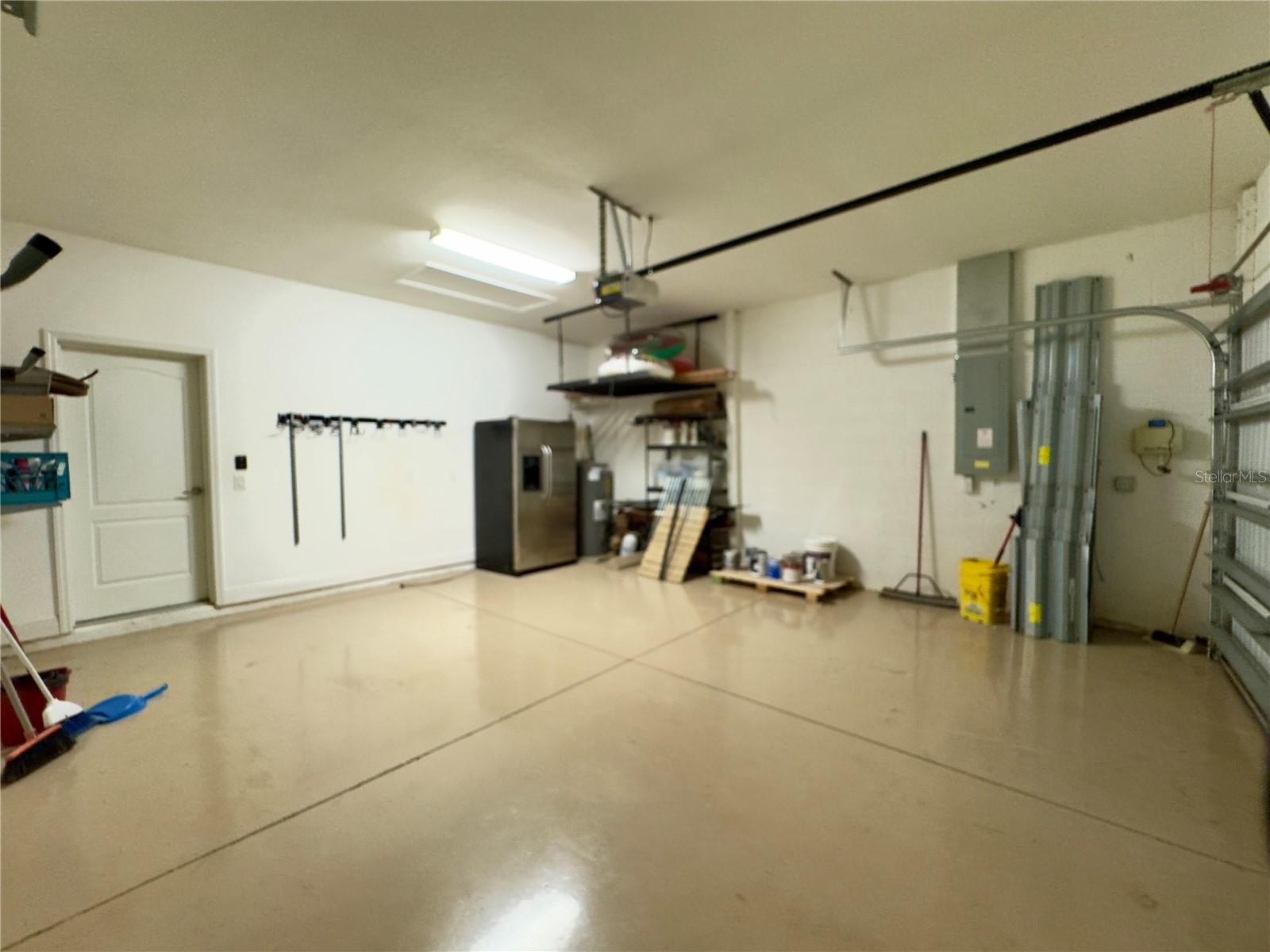 GRAND PALM PH 1A - Residential Lease