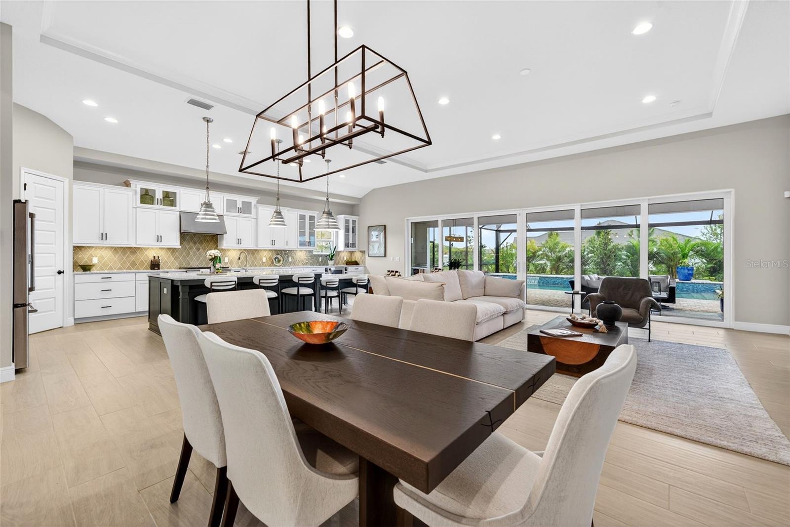 EVERLY/WELLEN PARK - Residential