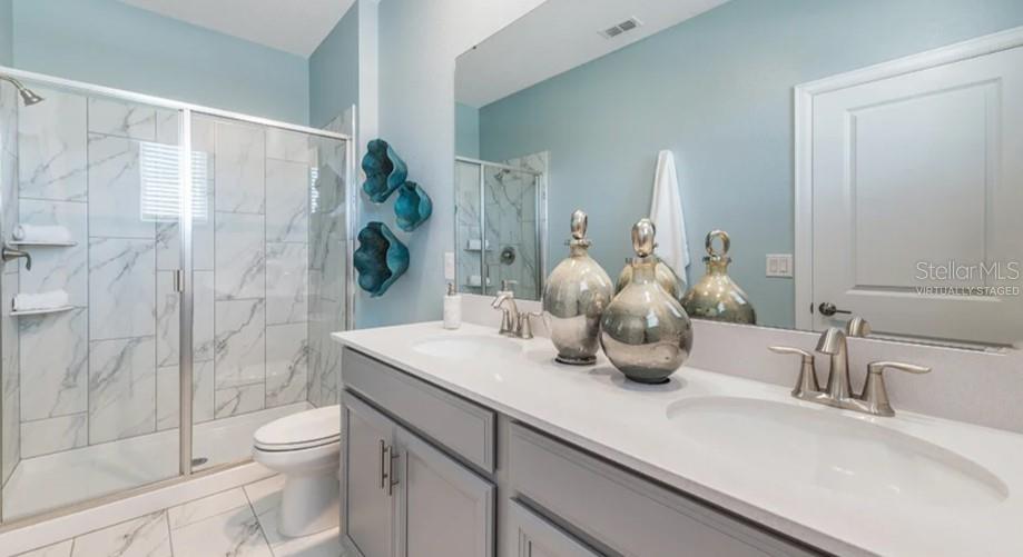 REUNION VILLAGE 40S - Residential