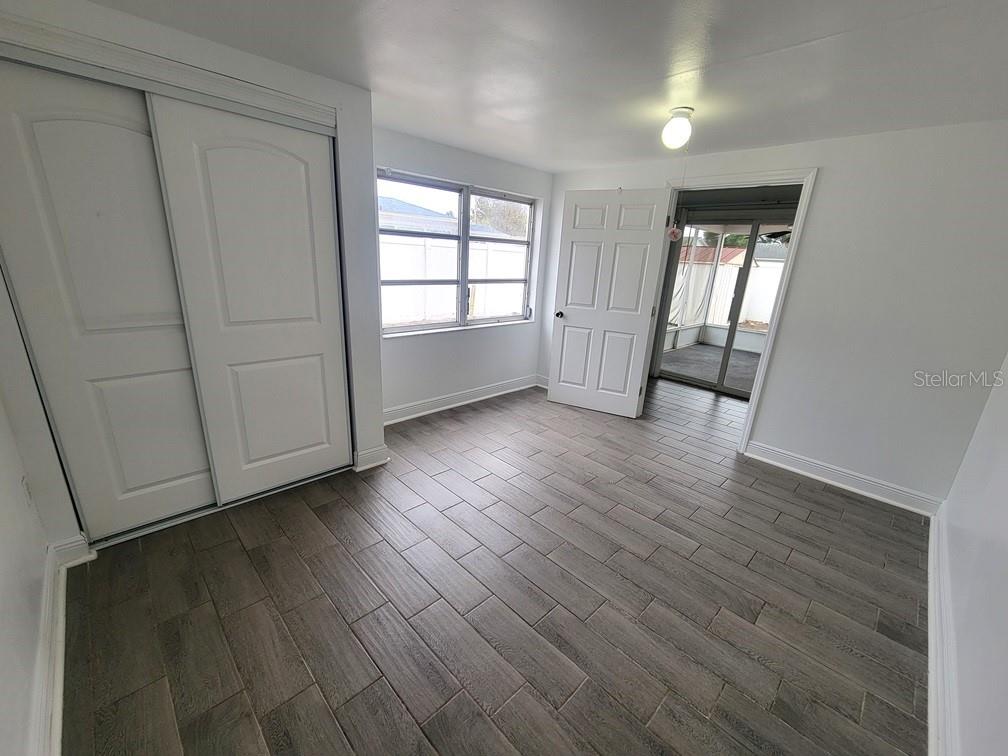 HILLANDALE - Residential Lease