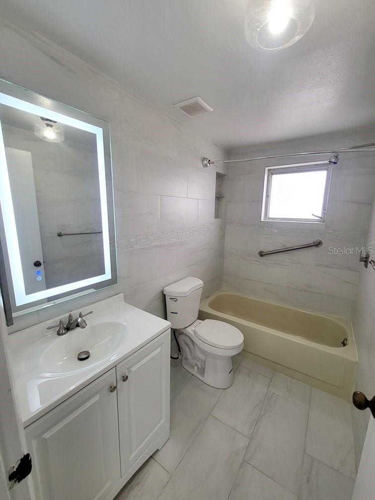 HILLANDALE - Residential Lease