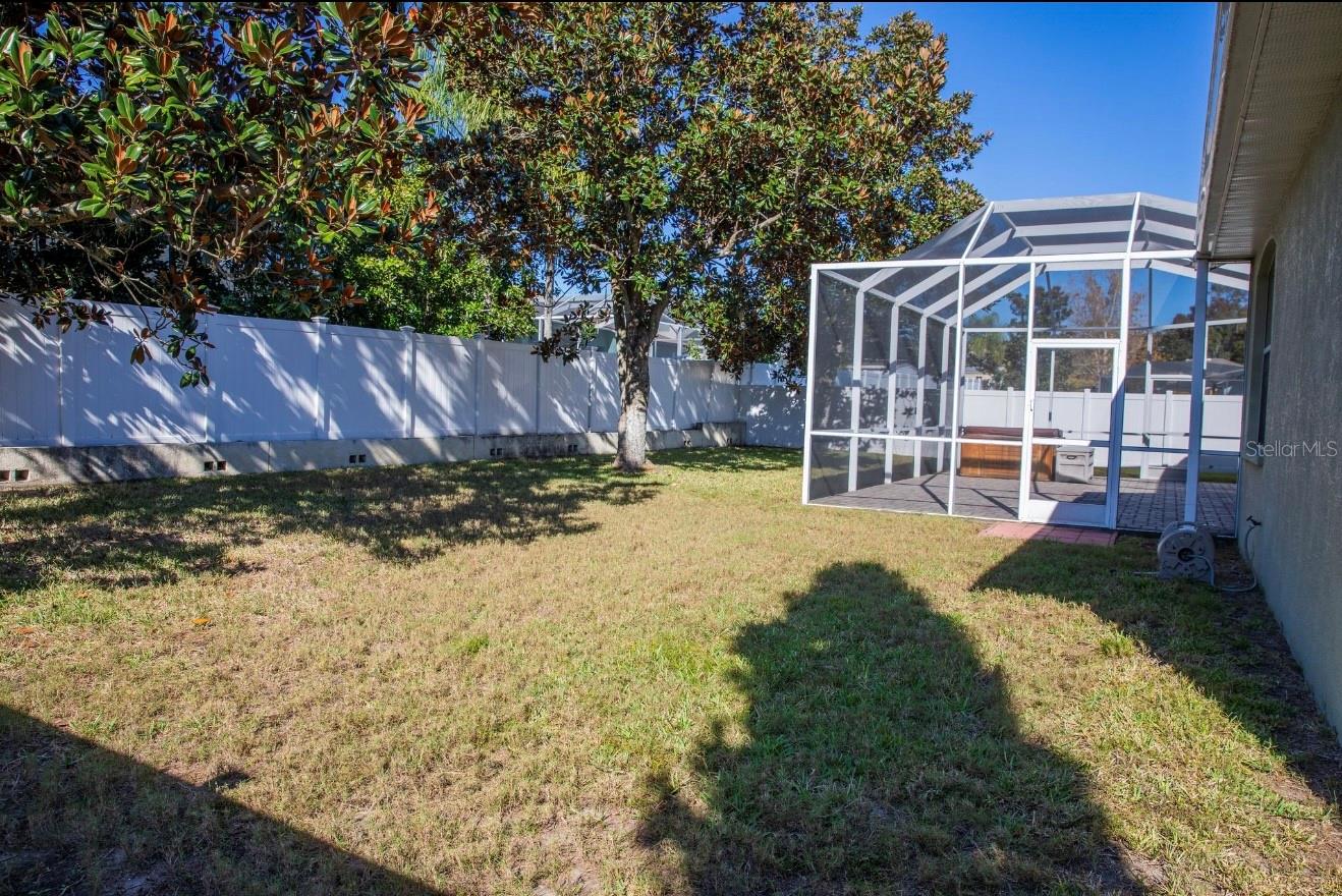 HARVEST FIELD - Residential