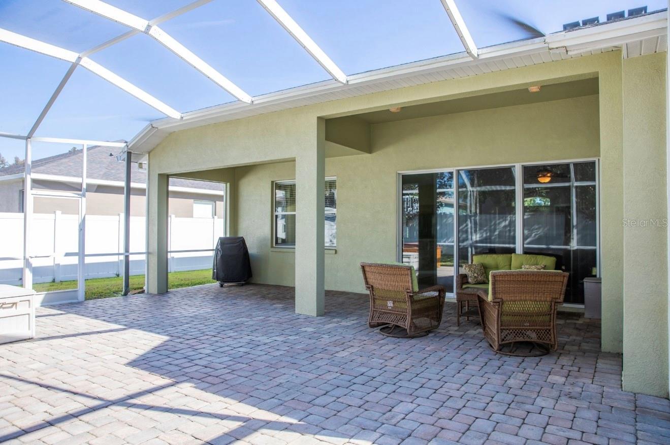 HARVEST FIELD - Residential