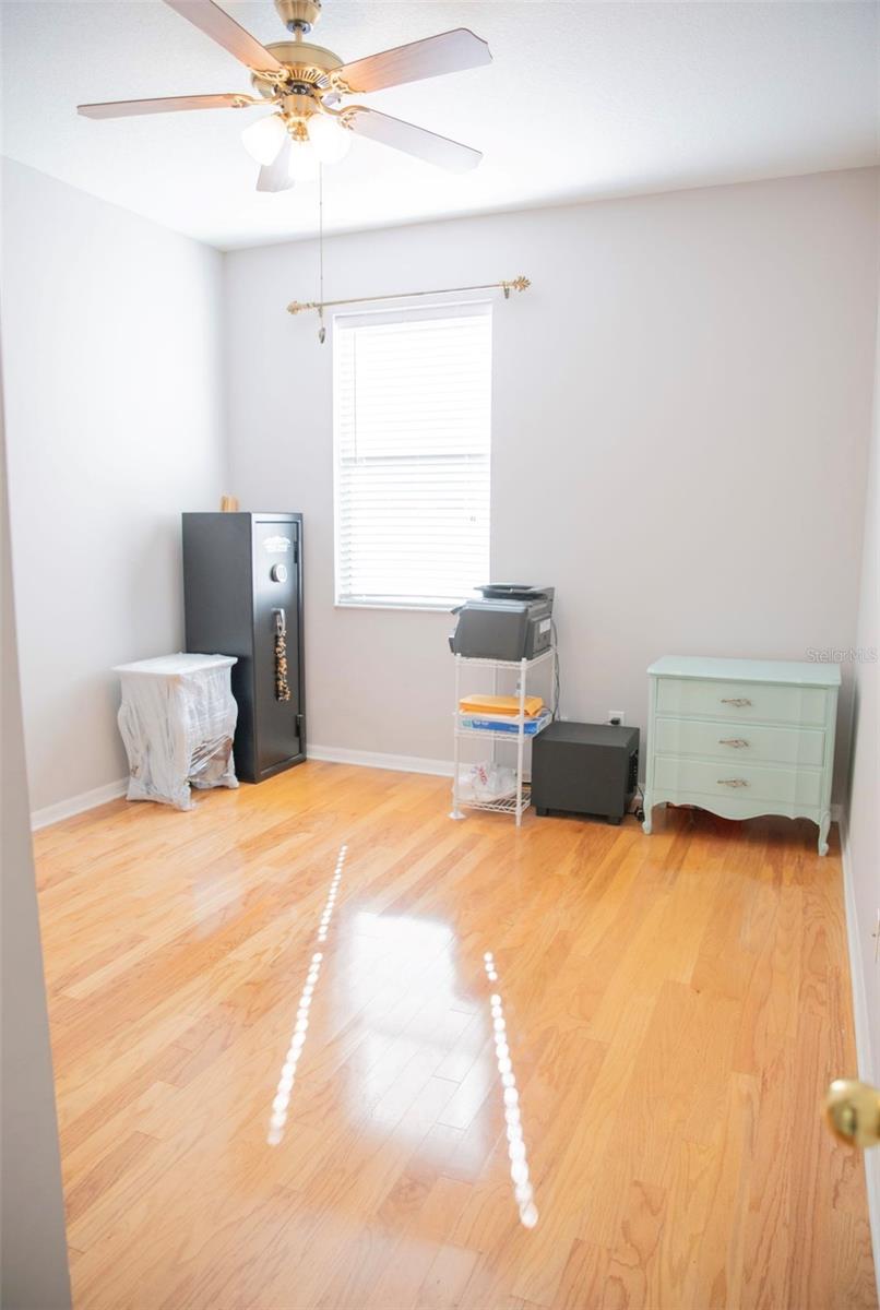 HARVEST FIELD - Residential