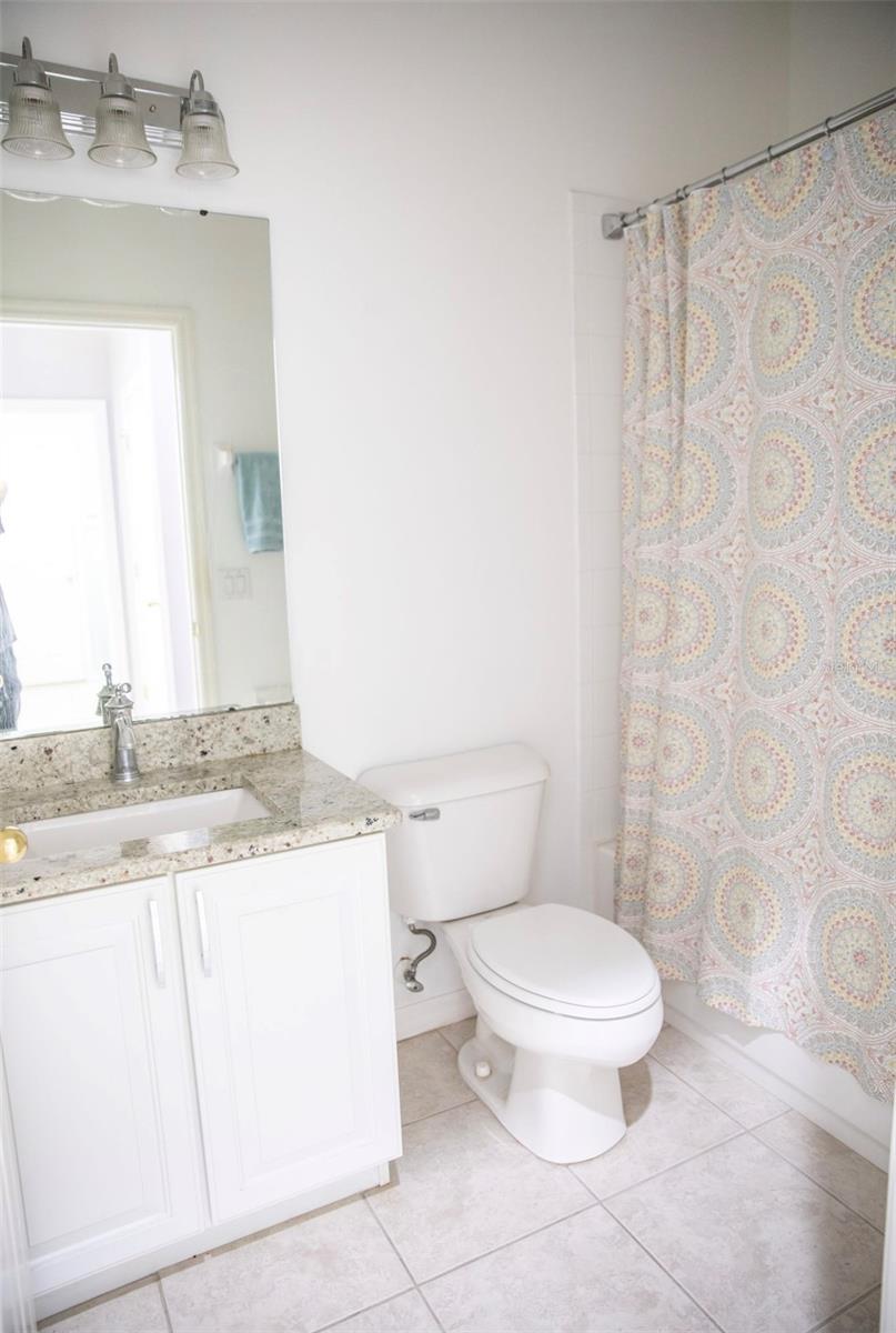 HARVEST FIELD - Residential