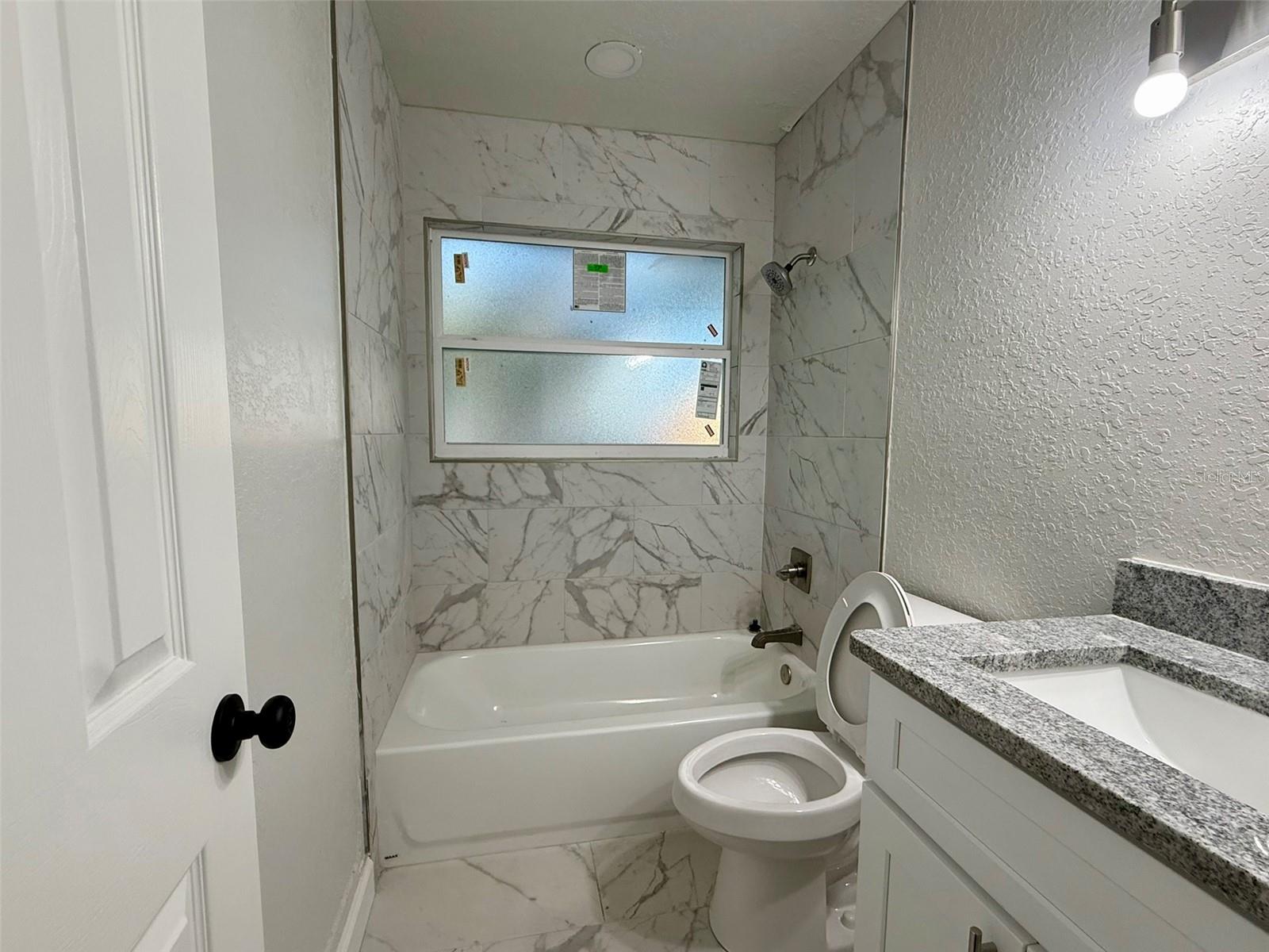 LINCOLN ESTATES 2ND ADD - Residential