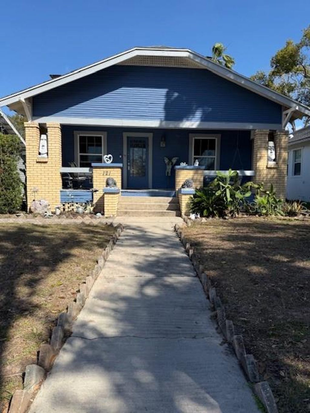 Photo of 121 W North Street, Tampa, FL 33604 (MLS # TB8472139)