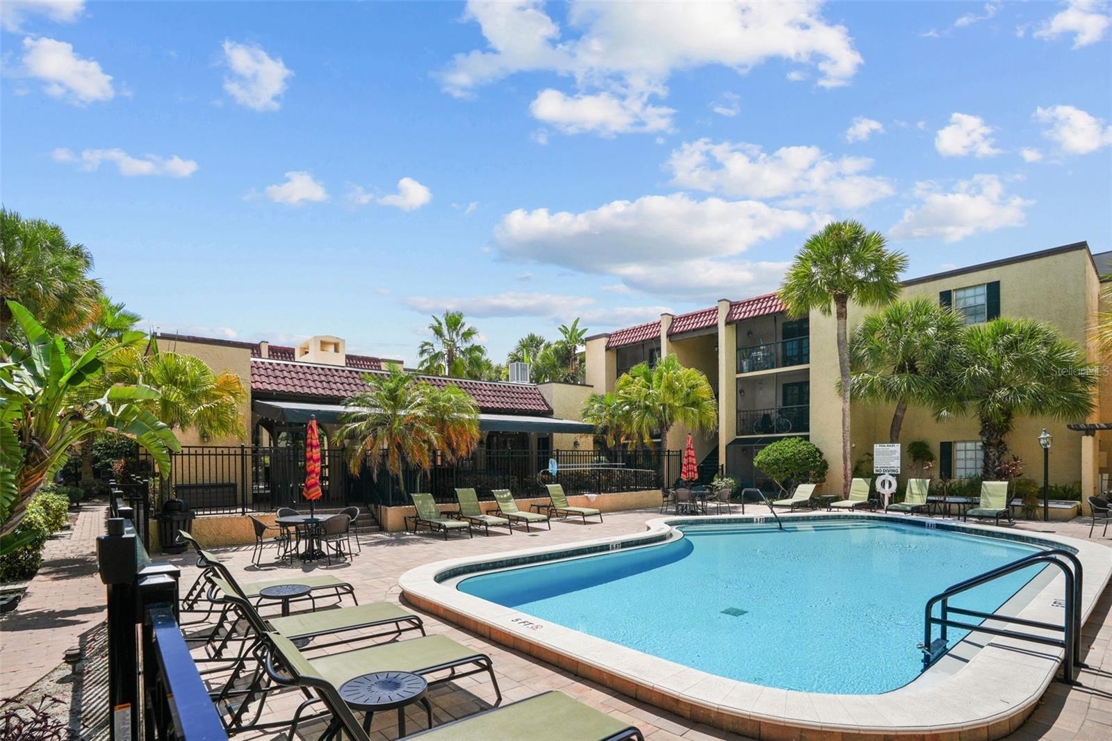 SIENA VILLAS AT BEACH PARK A C - Residential