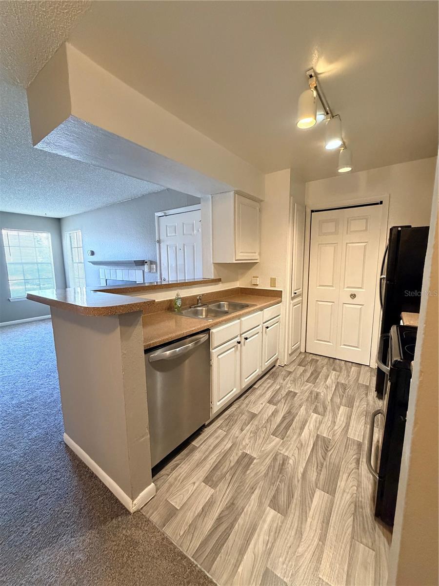 REGENCY GARDENS - Residential Lease