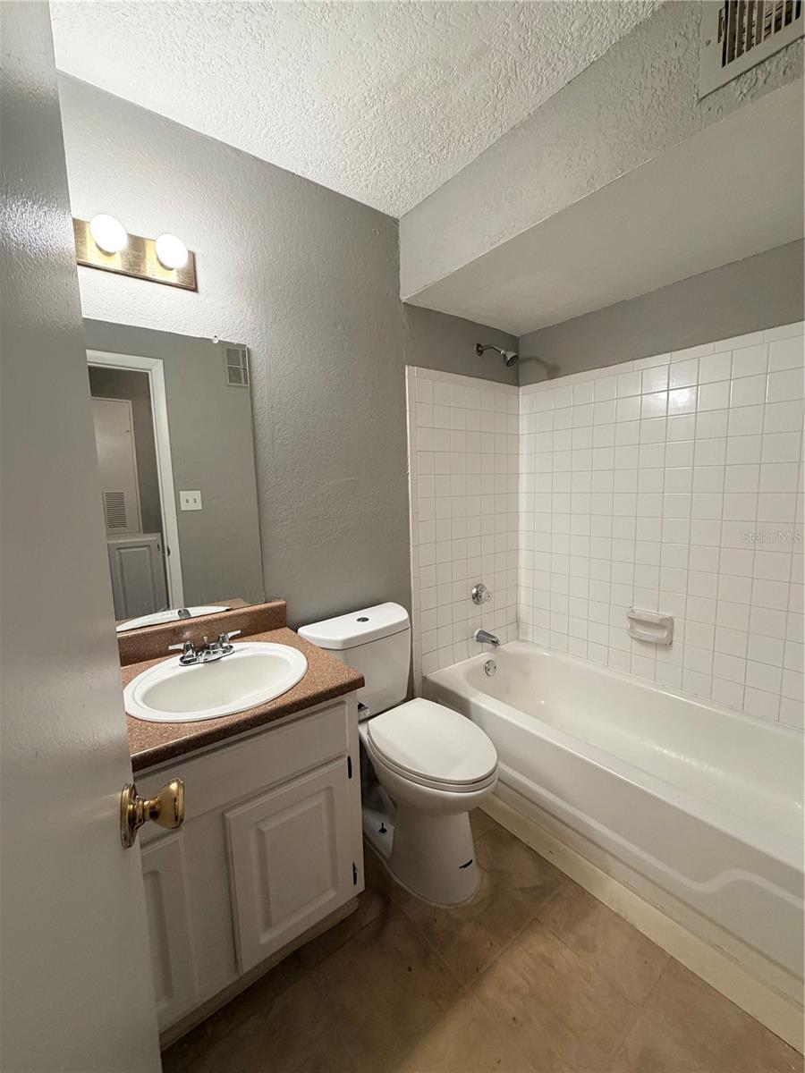 REGENCY GARDENS - Residential Lease