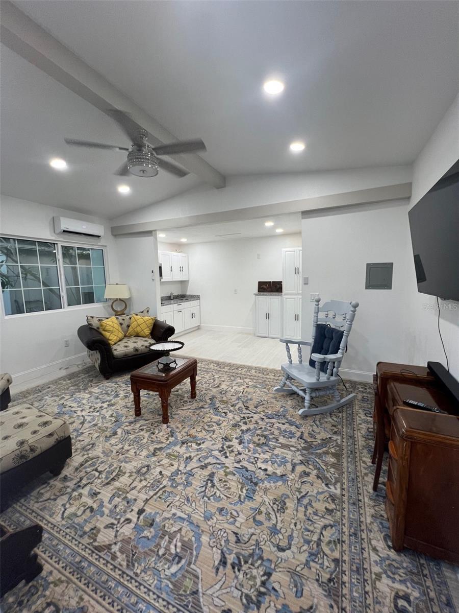 TOWNN COUNTRY PARK UNIT 34 - Residential Lease