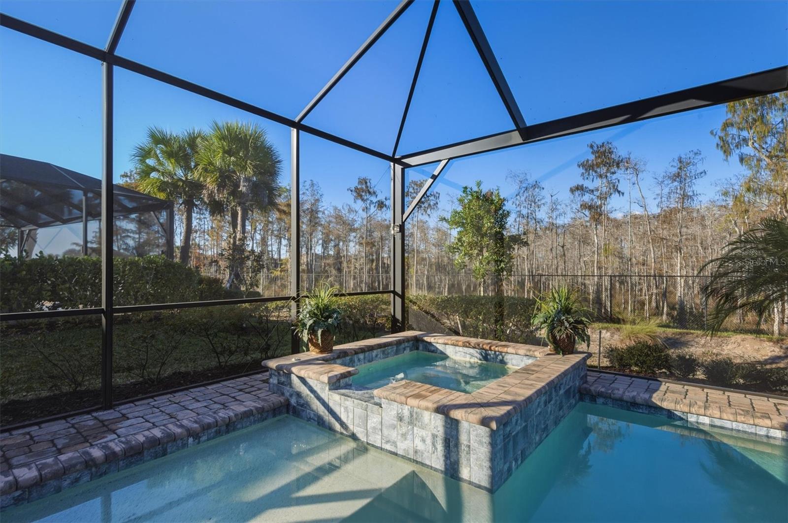 VISTABLUE PH 4 - Residential