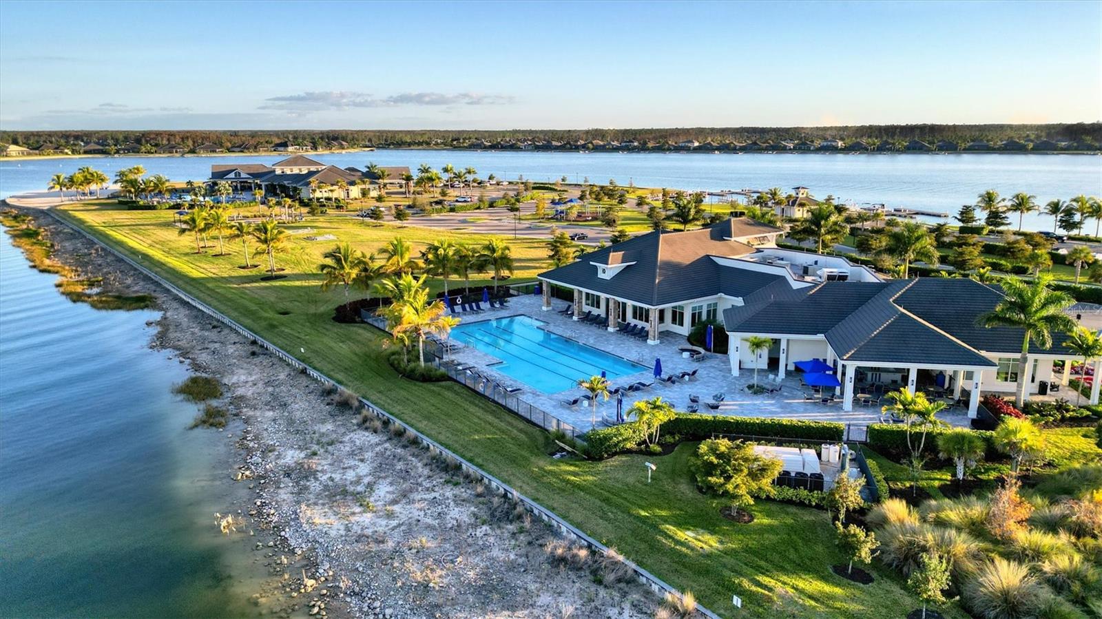 VISTABLUE PH 4 - Residential