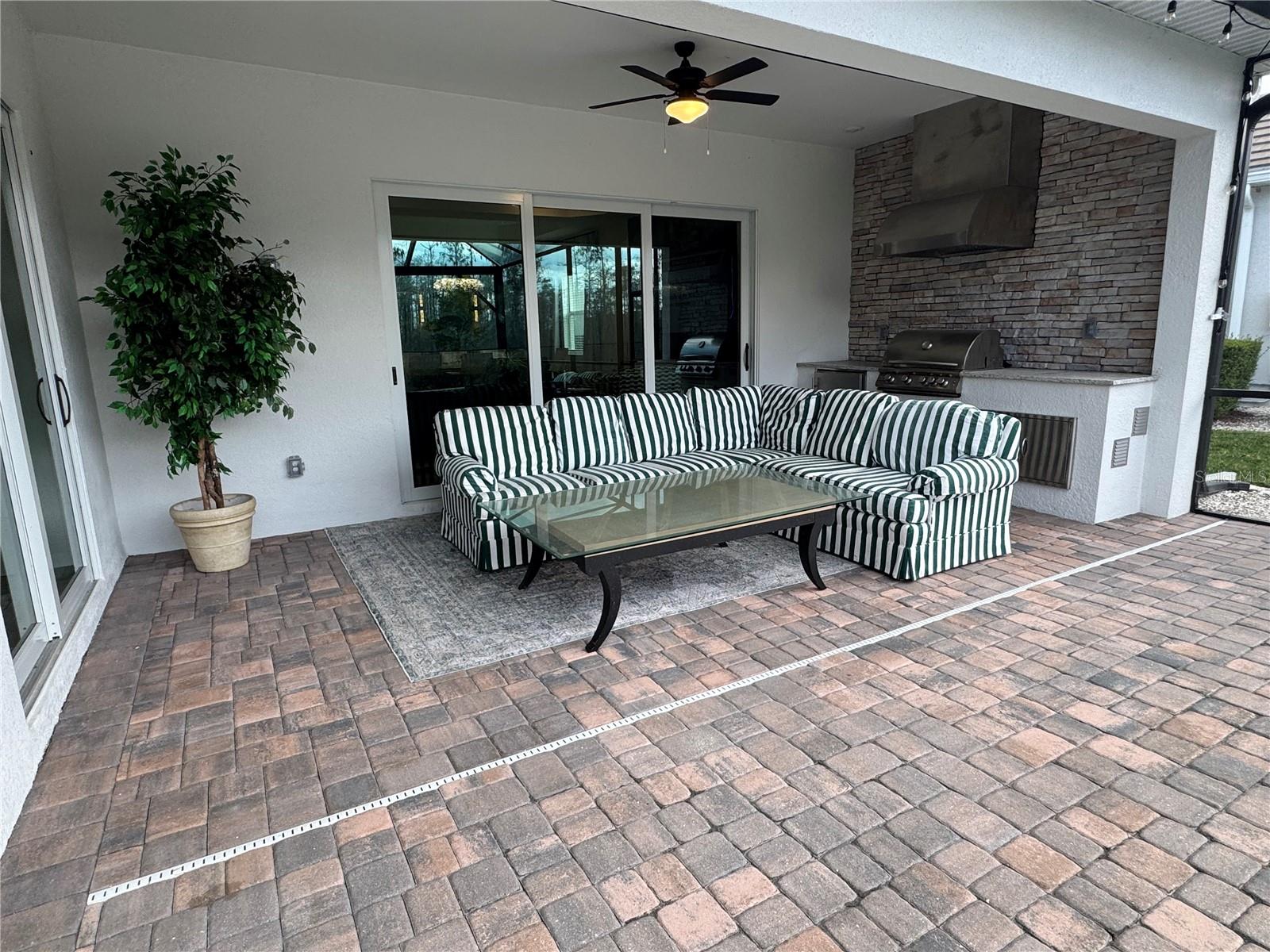 VISTABLUE PH 4 - Residential