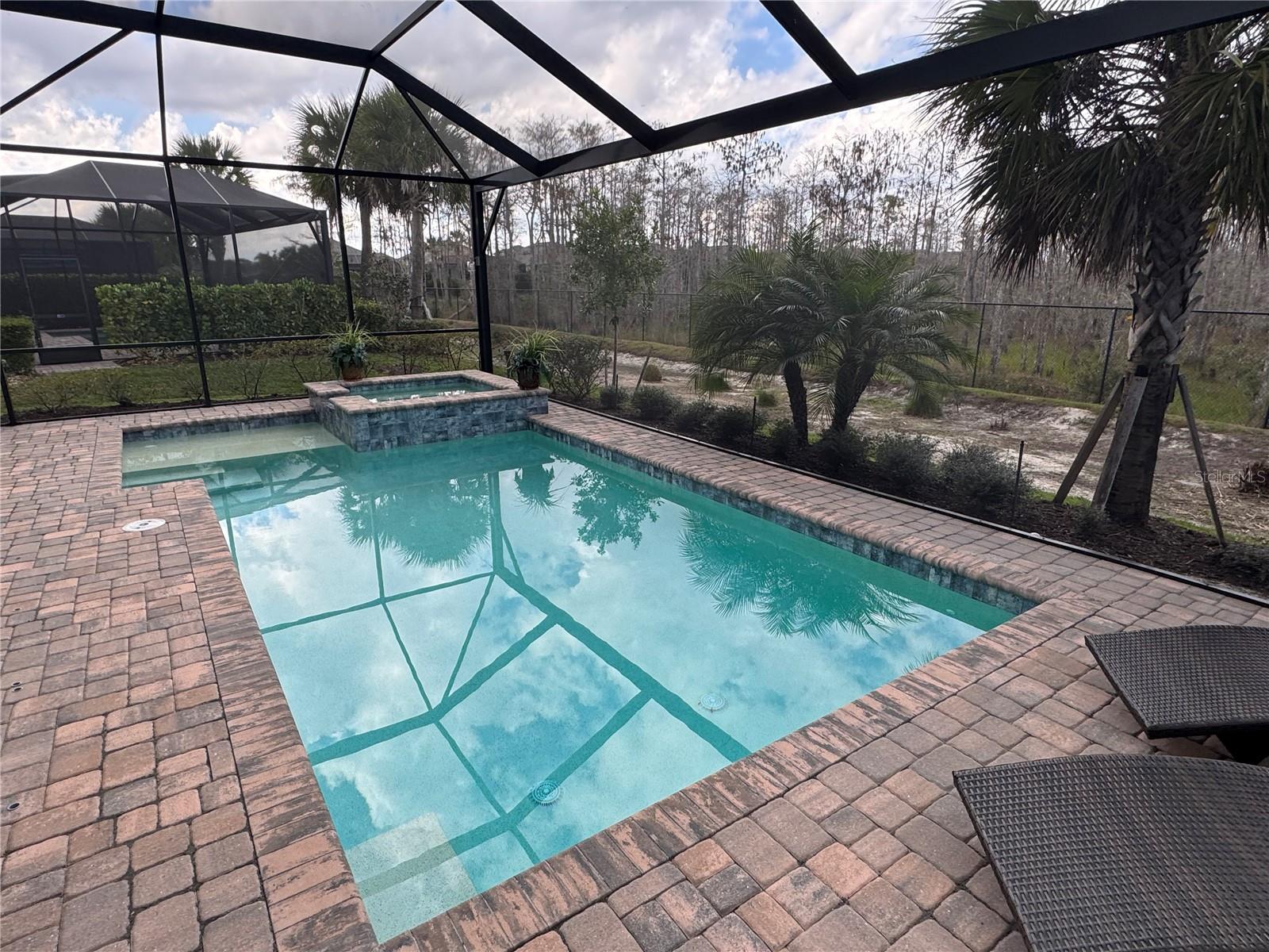 VISTABLUE PH 4 - Residential