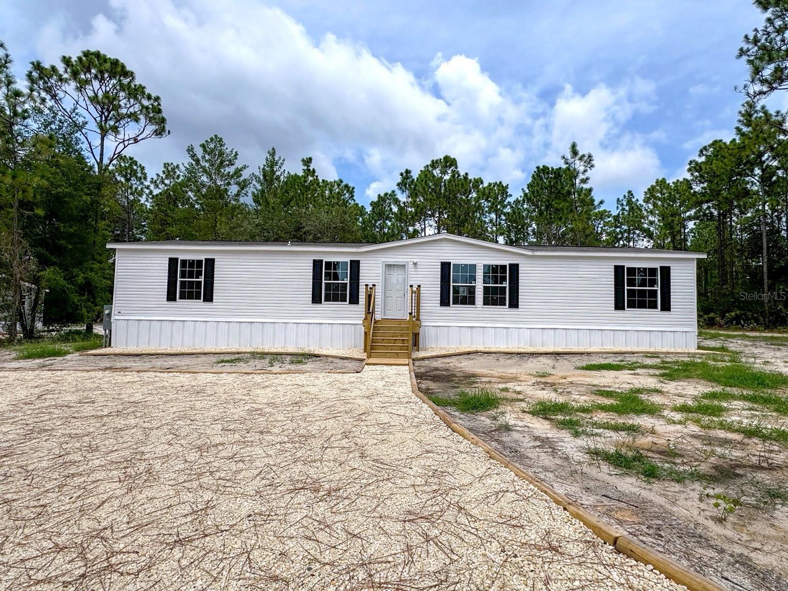 New Construction – 2025 | 4 Beds • 2 Baths | Spacious Acreage | Personalize Your Dream Home Nestled in peaceful Crystal River, this brand-new 2025-built home offers 4 bedrooms and 2 bathrooms on an expansive 1+ acre lot, providing ample space for outdoor living, future expansion, or serene privacy. The thoughtful design delivers modern comfort while inviting your personal finishing touches to truly make it your own.
Key Features:
Fresh construction with all new systems and finishes
Four well-sized bedrooms, including a primary suite with modern bath
Two full, efficiently laid-out bathrooms
Expansive lot—over an acre—perfect for gardens, play areas, or RV parking
Tranquil Crystal River neighborhood—rural charm with accessible amenities
A rare opportunity to personalize finishes like cabinetry, flooring, lighting, and more. This home is an ideal canvas for customizing luxury or functionality while benefiting from today’s building standards and materials. Enjoy the best of country living, yet still close to city conveniences and Florida’s natural attractions.