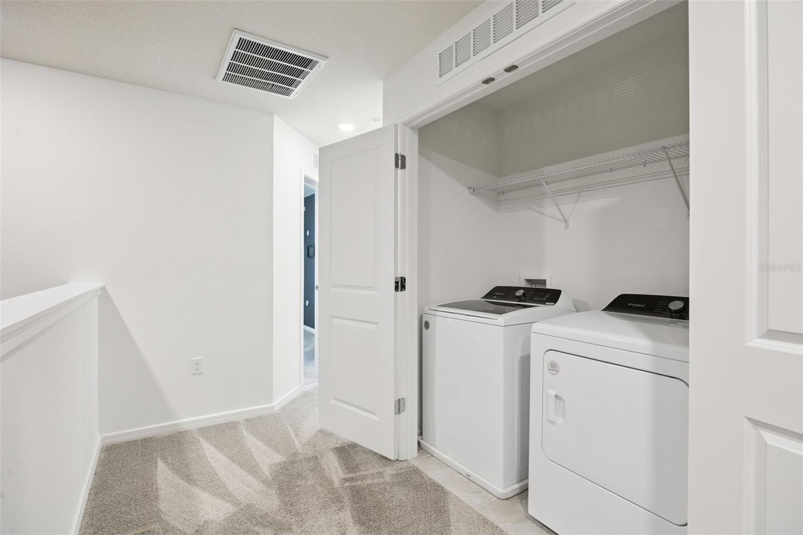 GRAYSON SQUARE - Residential