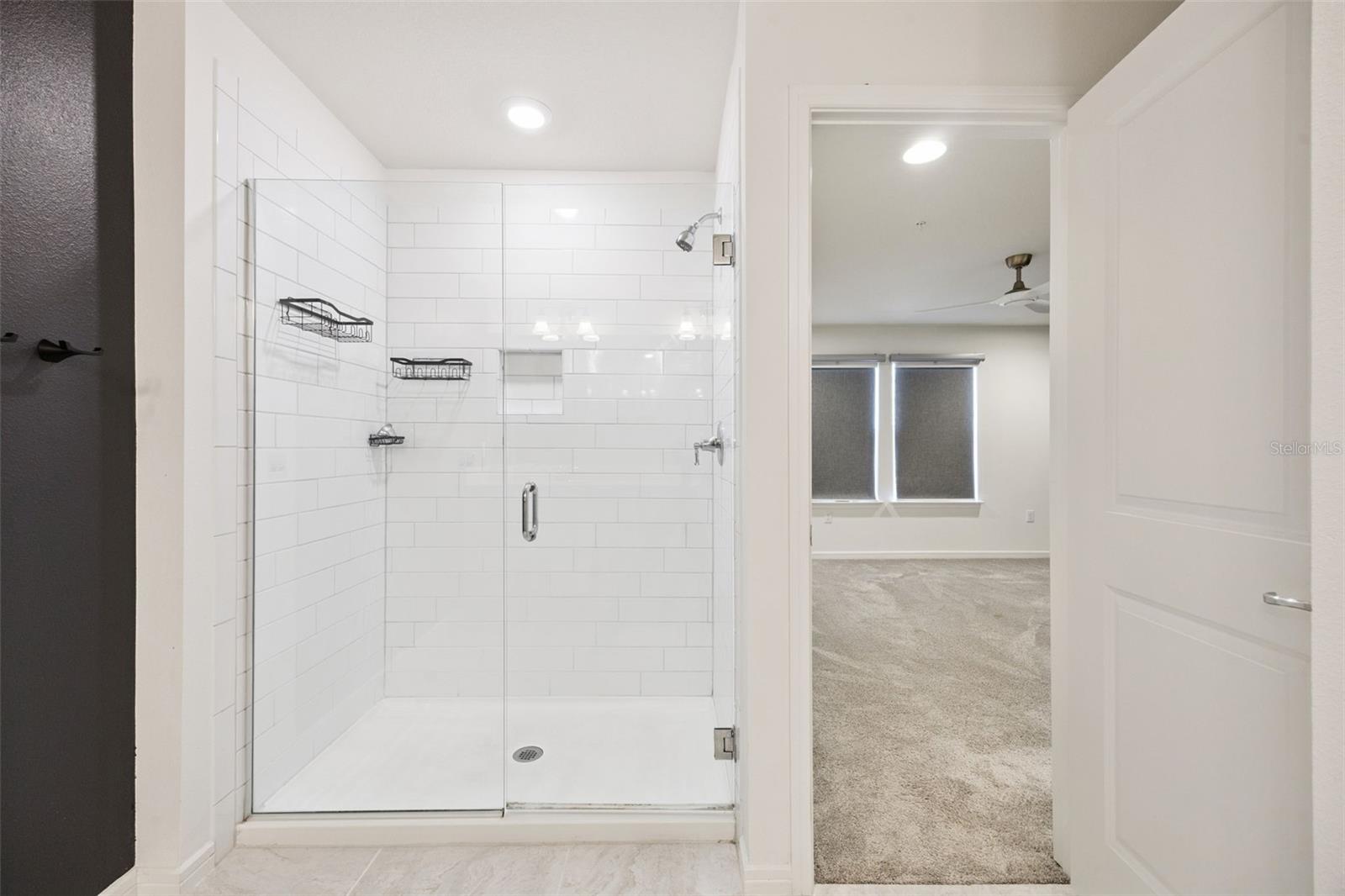 GRAYSON SQUARE - Residential