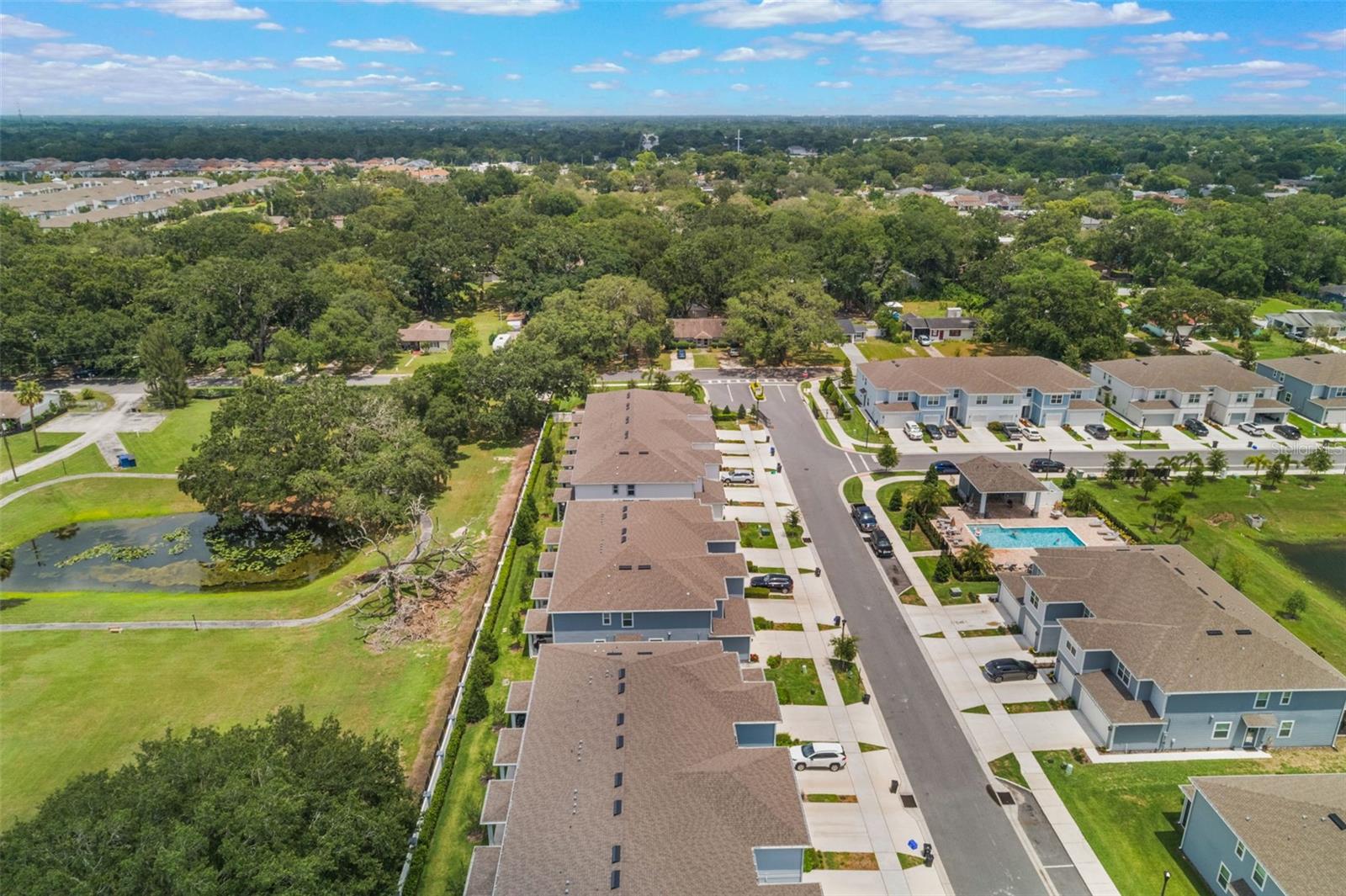 GRAYSON SQUARE - Residential