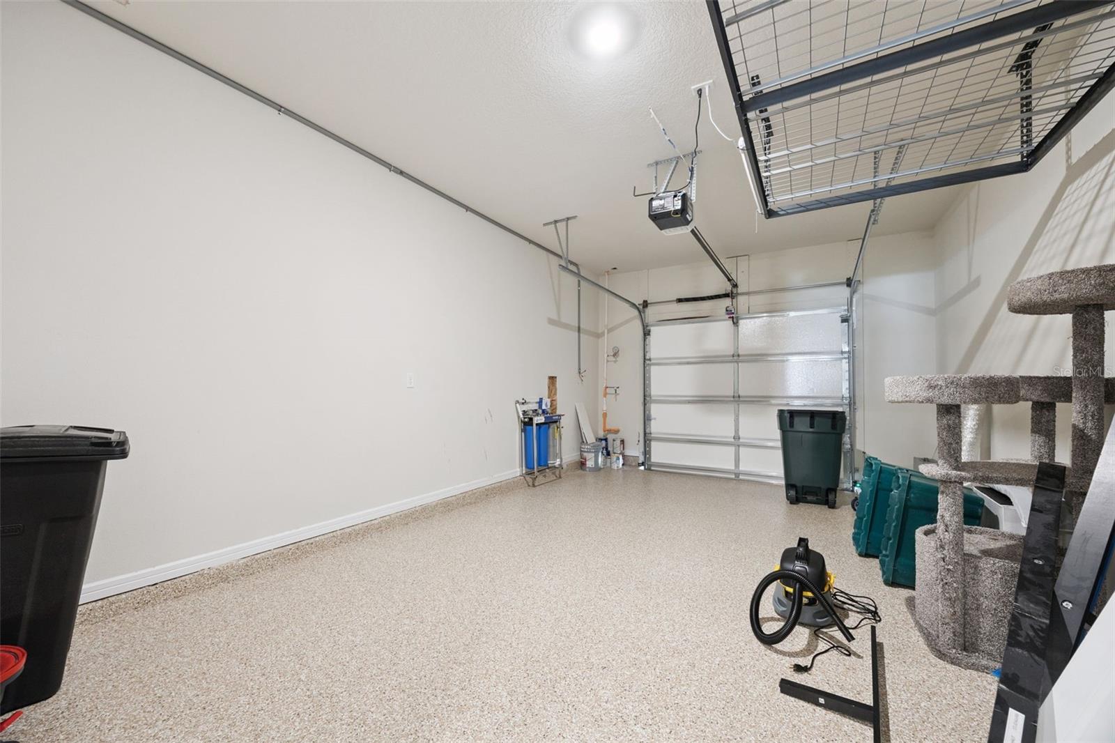 GRAYSON SQUARE - Residential