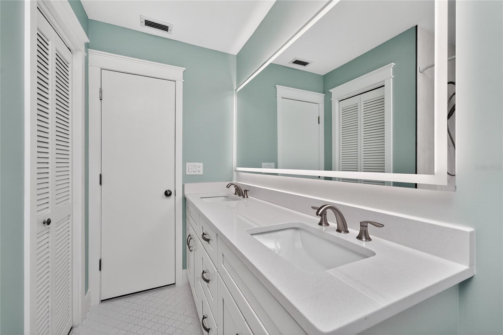 BURNT STORE ISLES - Residential