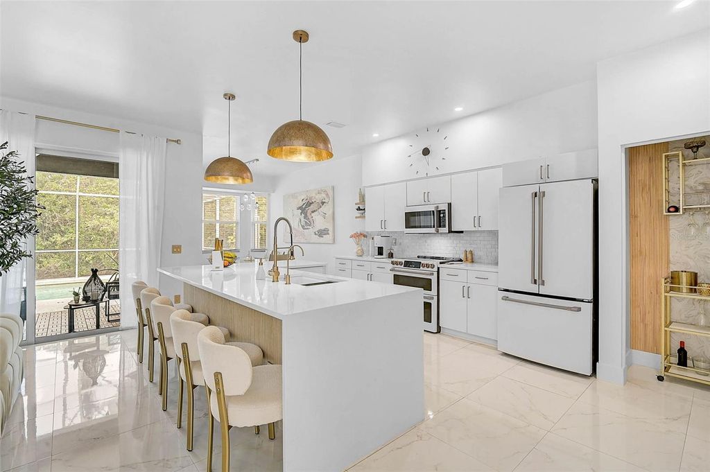 Photo of 4146 Westbourne Circle, Sarasota, FL 34238 (MLS # A4646621)