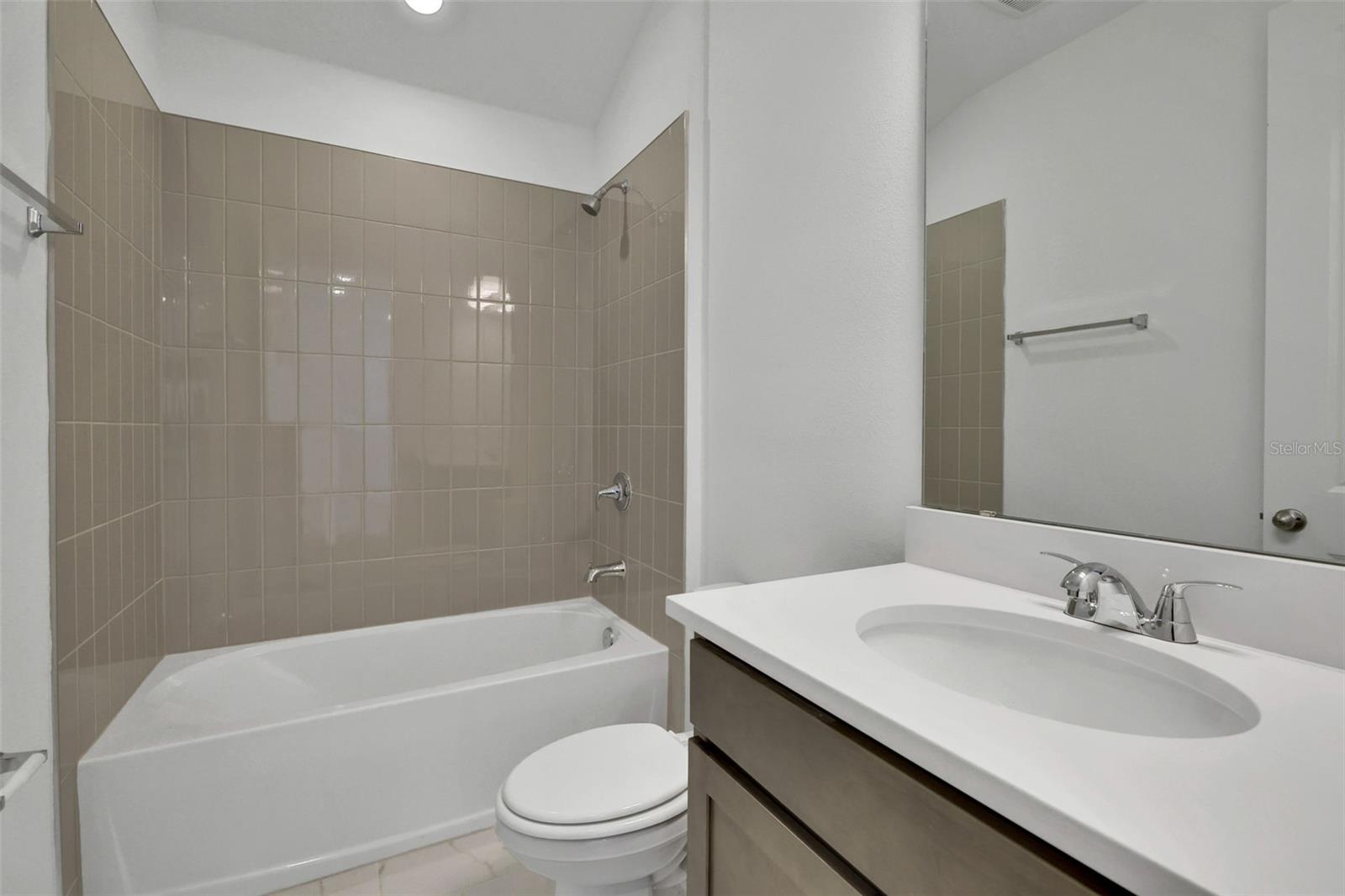 SERENADE AT OVATION - Residential