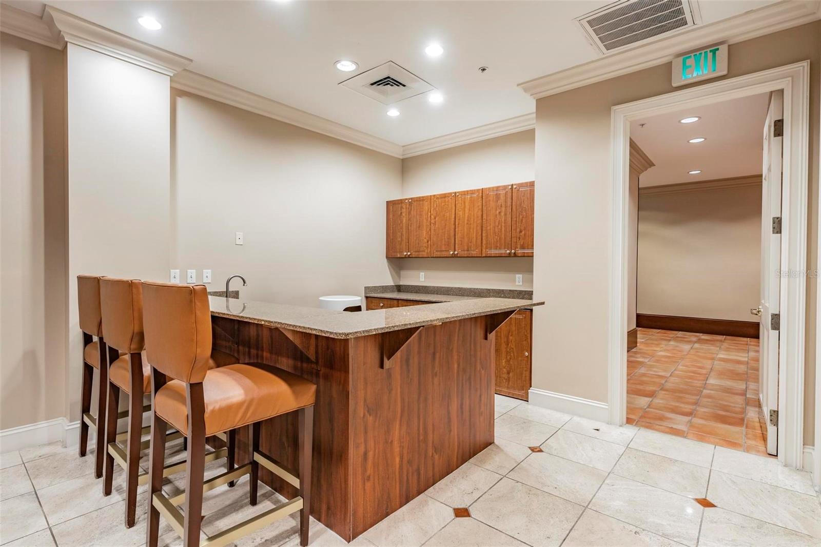 345 BAYSHORE A CONDO - Residential